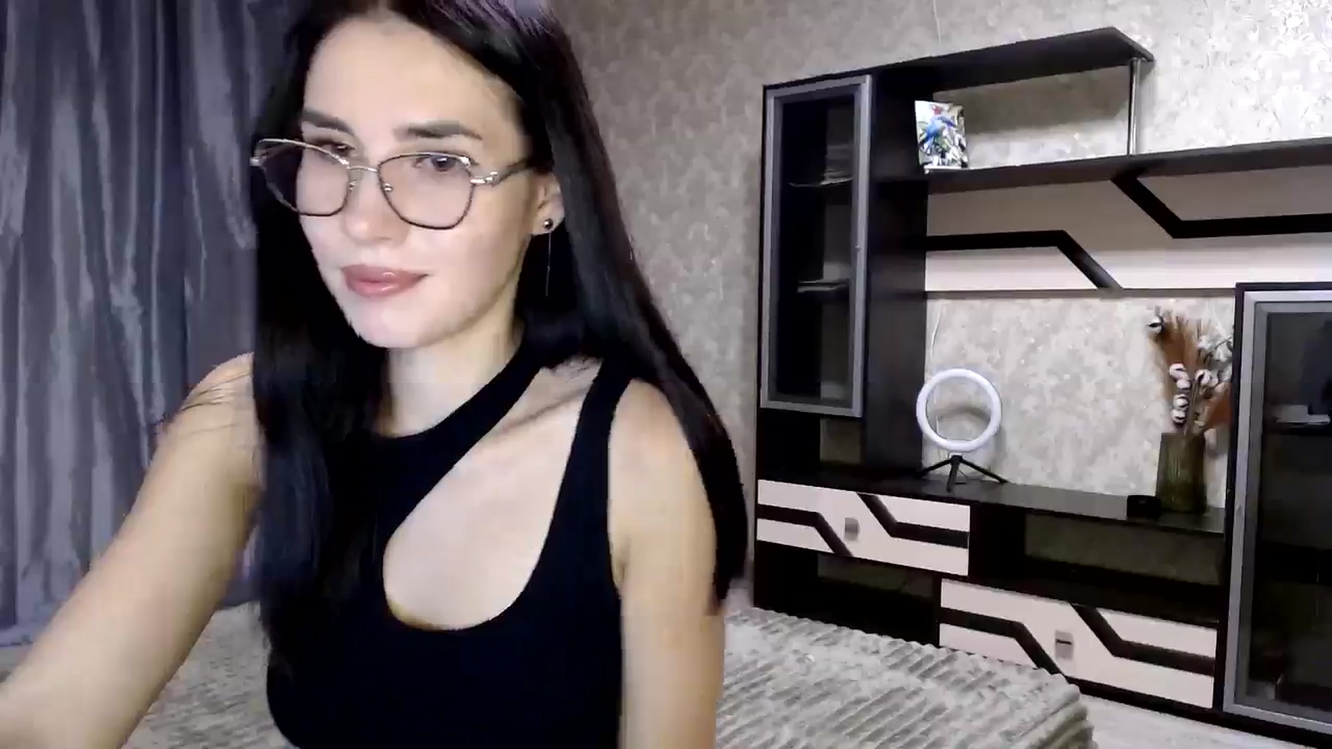 Gallery image thumbnail from Fortunately's myfreecams stream on, 09/15/2024, 20:28 image 11 of 20
