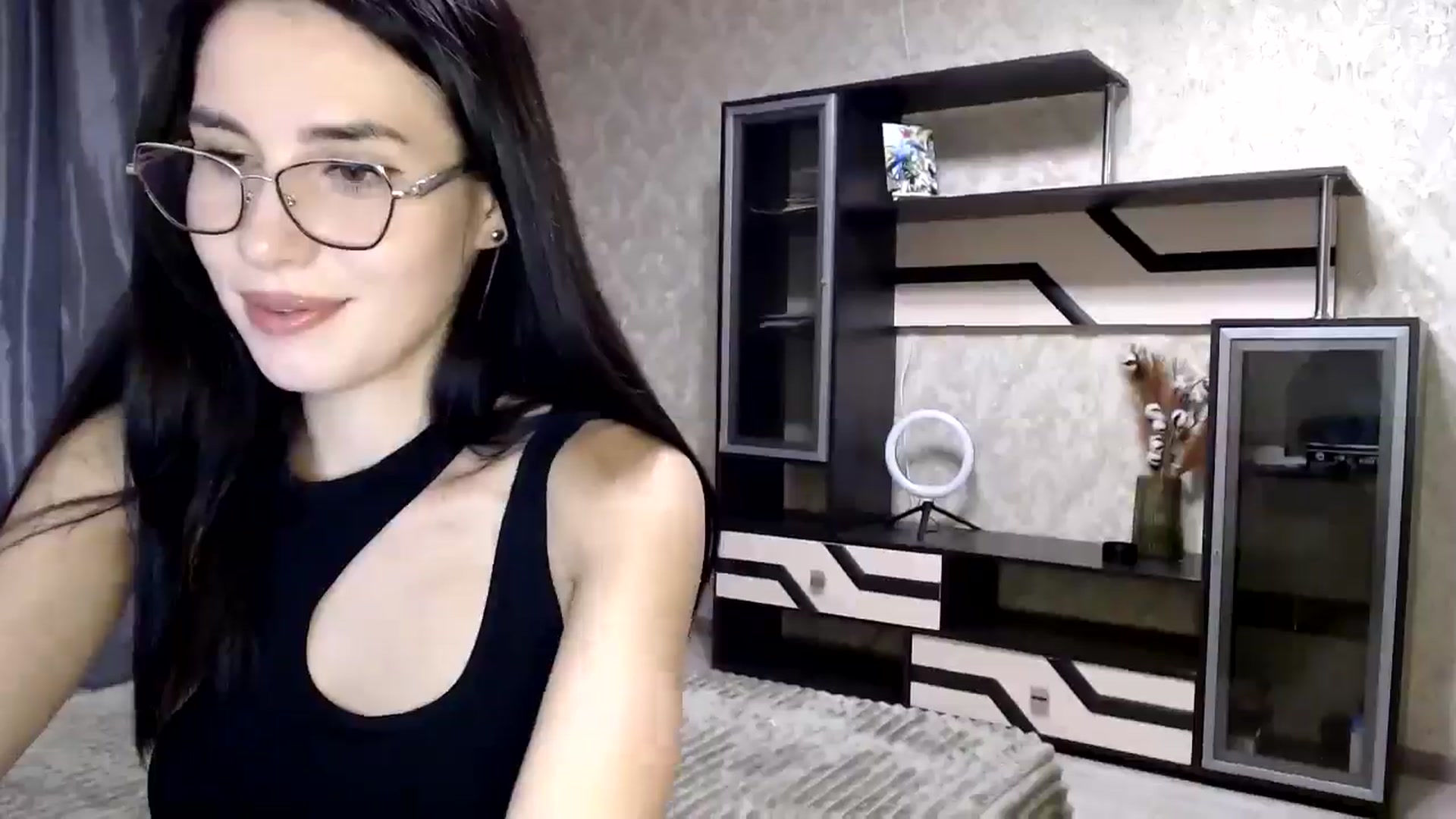 Gallery image thumbnail from Fortunately's myfreecams stream on, 09/15/2024, 20:28 image 15 of 20