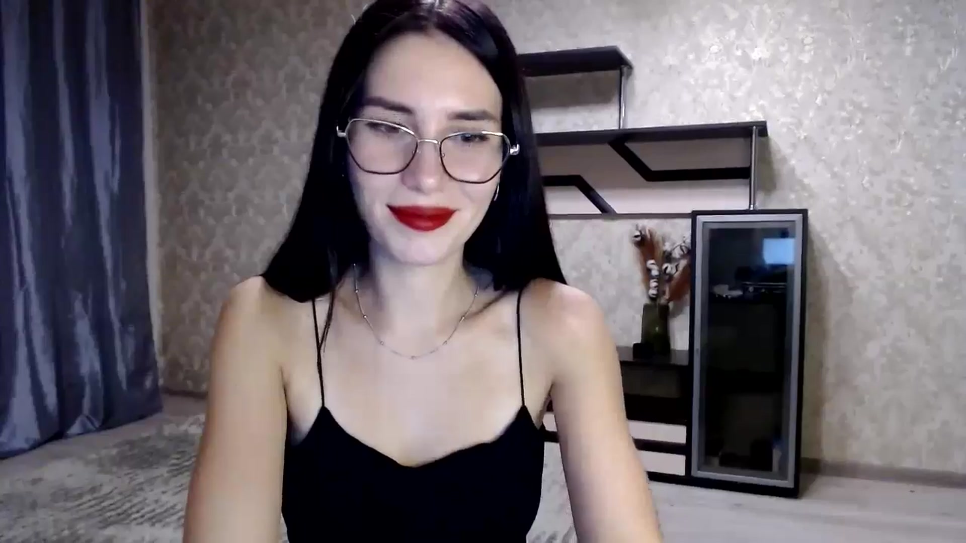 Gallery image thumbnail from Fortunately's myfreecams stream on, 09/17/2024, 19:36 image 16 of 20