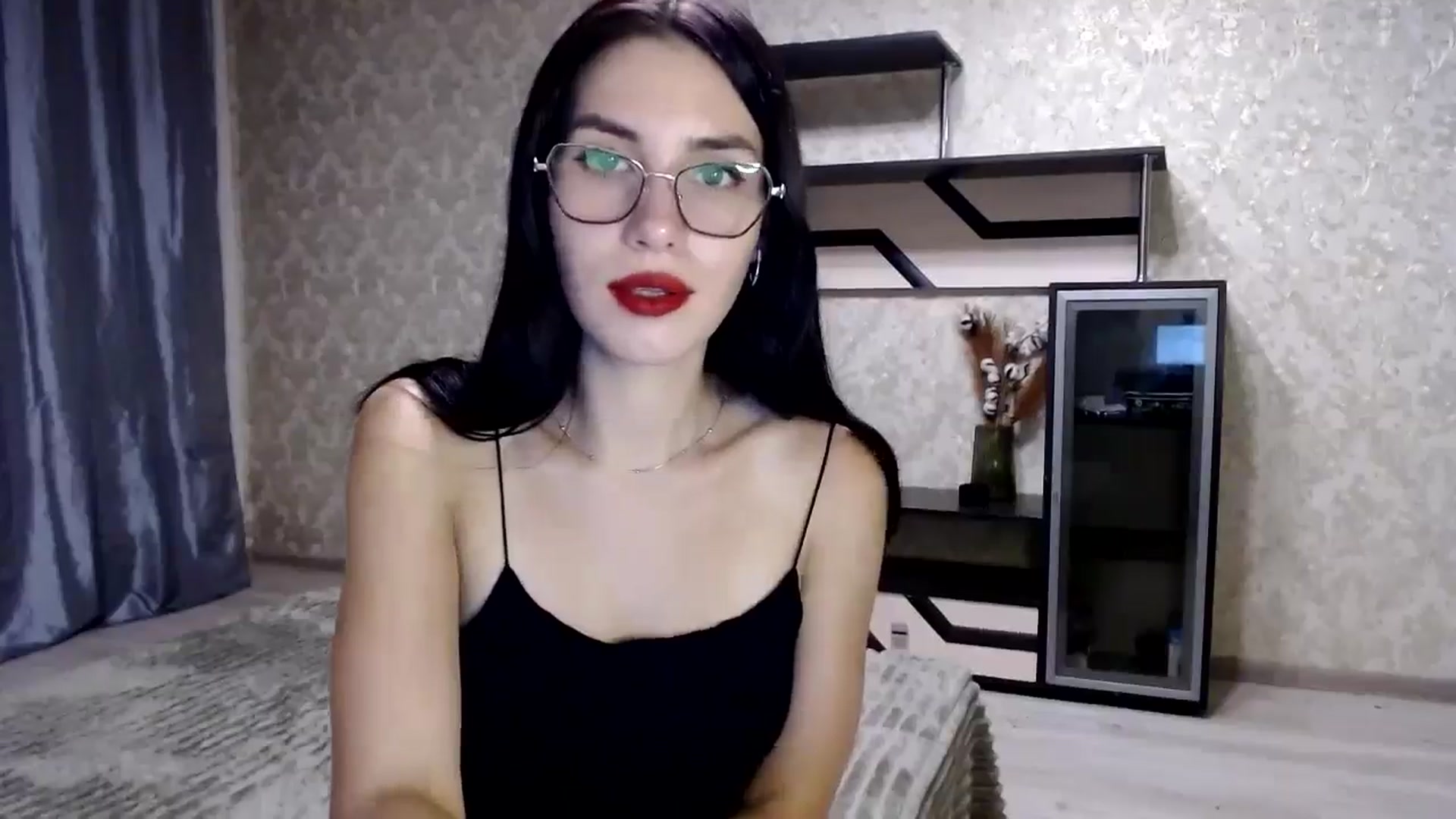 Gallery image thumbnail from Fortunately's myfreecams stream on, 09/17/2024, 21:41 image 4 of 20