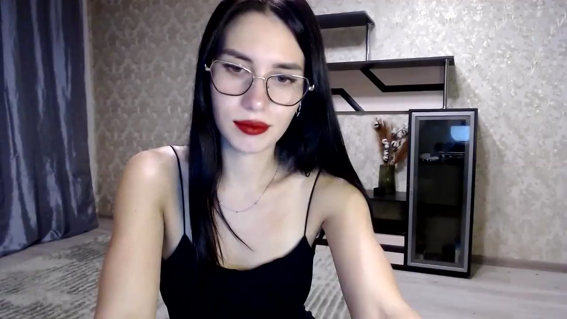 Gallery image thumbnail from Fortunately's myfreecams stream on, 09/17/2024, 21:41 image 12 of 20