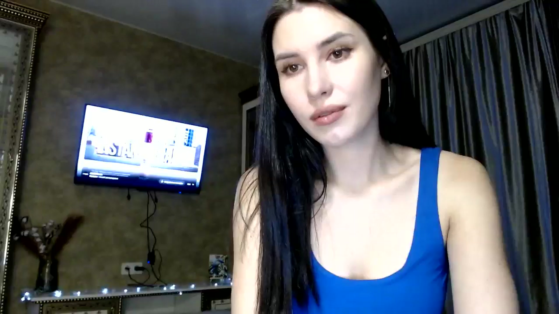 Gallery image thumbnail from Fortunately's myfreecams stream on, 12/08/2024, 18:01 image 10 of 20
