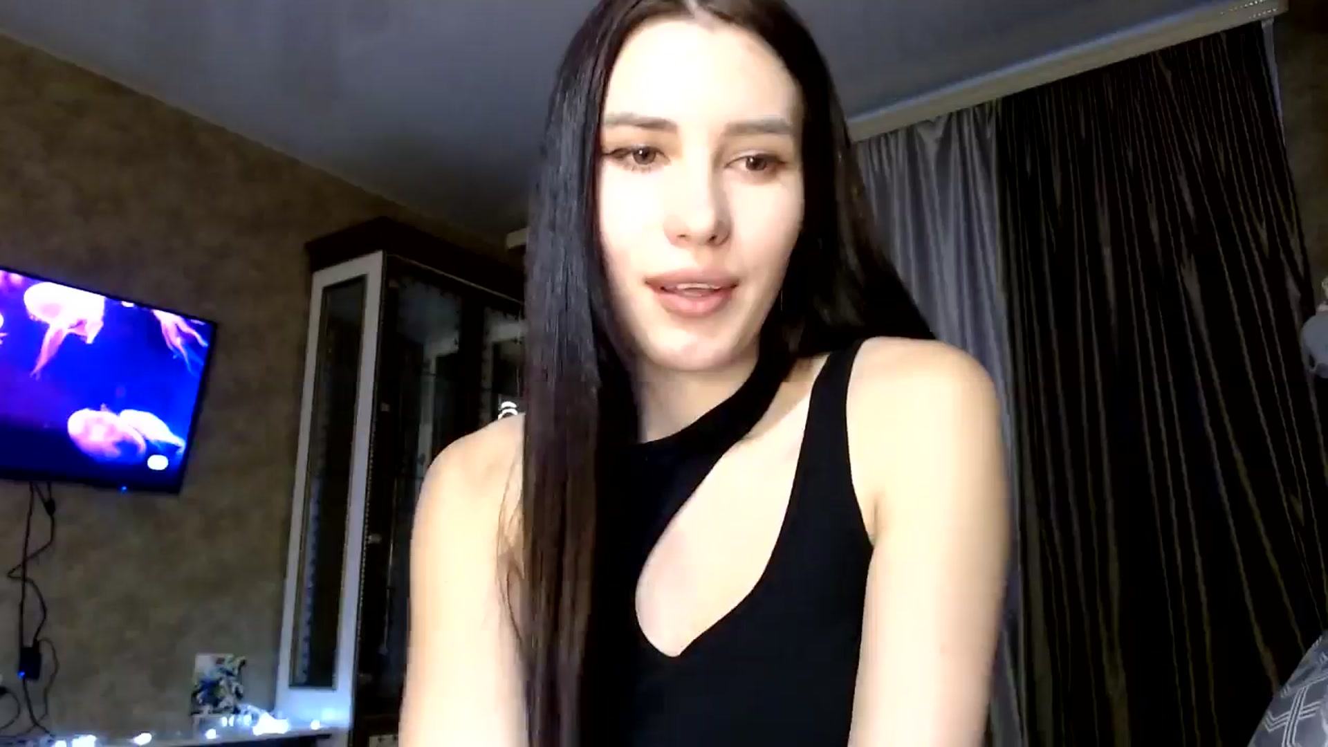 Gallery image thumbnail from Fortunately's myfreecams stream on, 12/10/2024, 13:21 image 14 of 20
