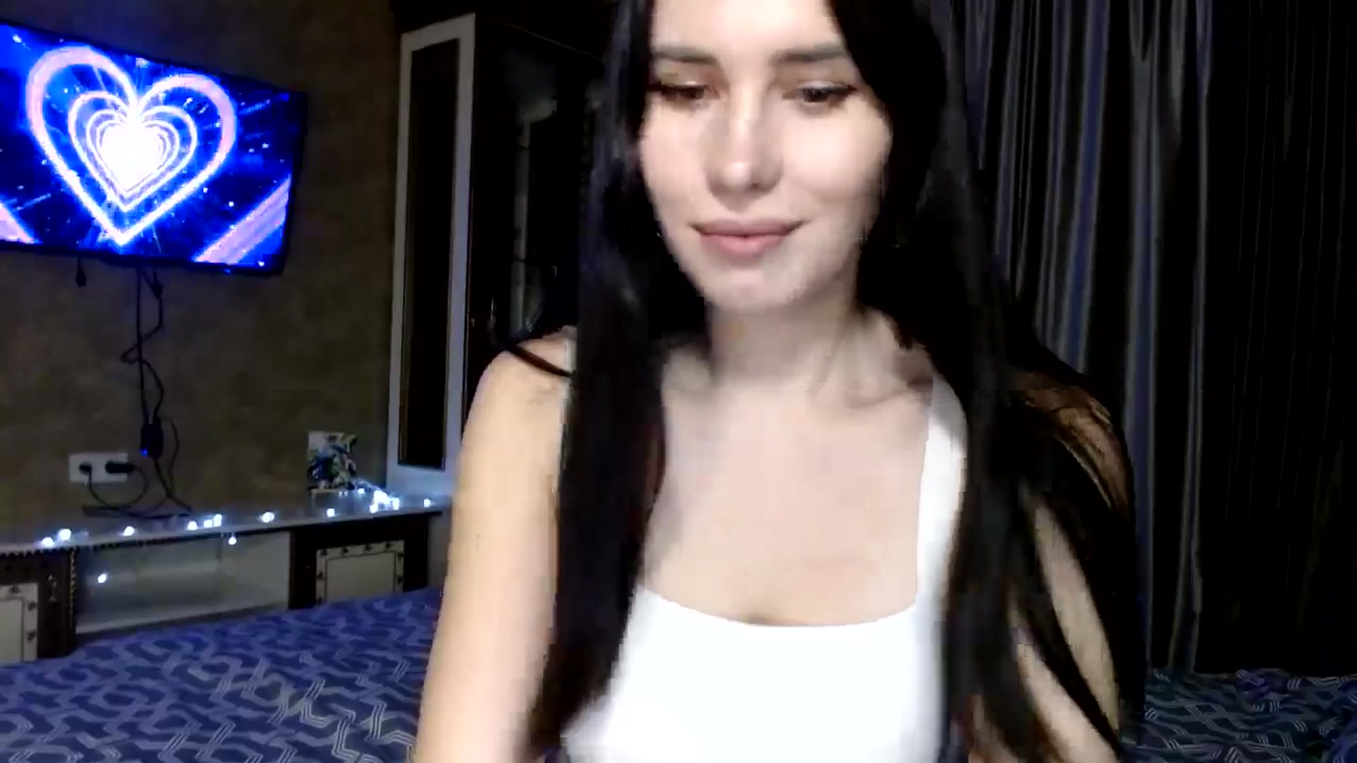 Gallery image thumbnail from Fortunately's myfreecams stream on, 12/11/2024, 17:34 image 9 of 20