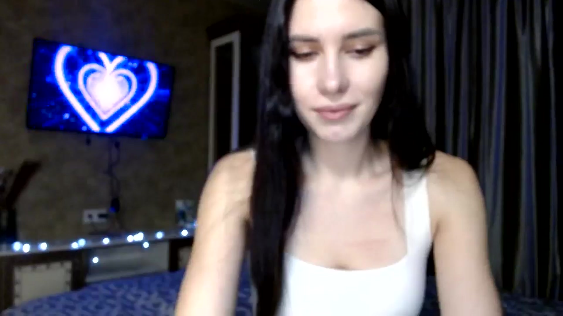 Gallery image thumbnail from Fortunately's myfreecams stream on, 12/11/2024, 17:34 image 3 of 20