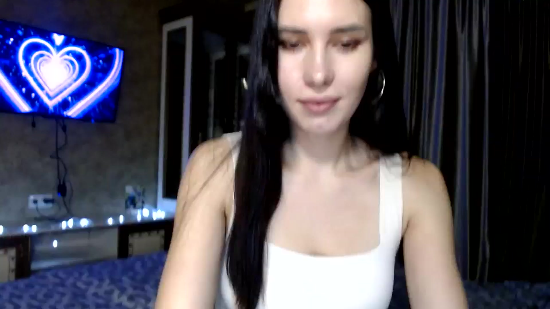 Gallery image thumbnail from Fortunately's myfreecams stream on, 12/11/2024, 17:34 image 18 of 20
