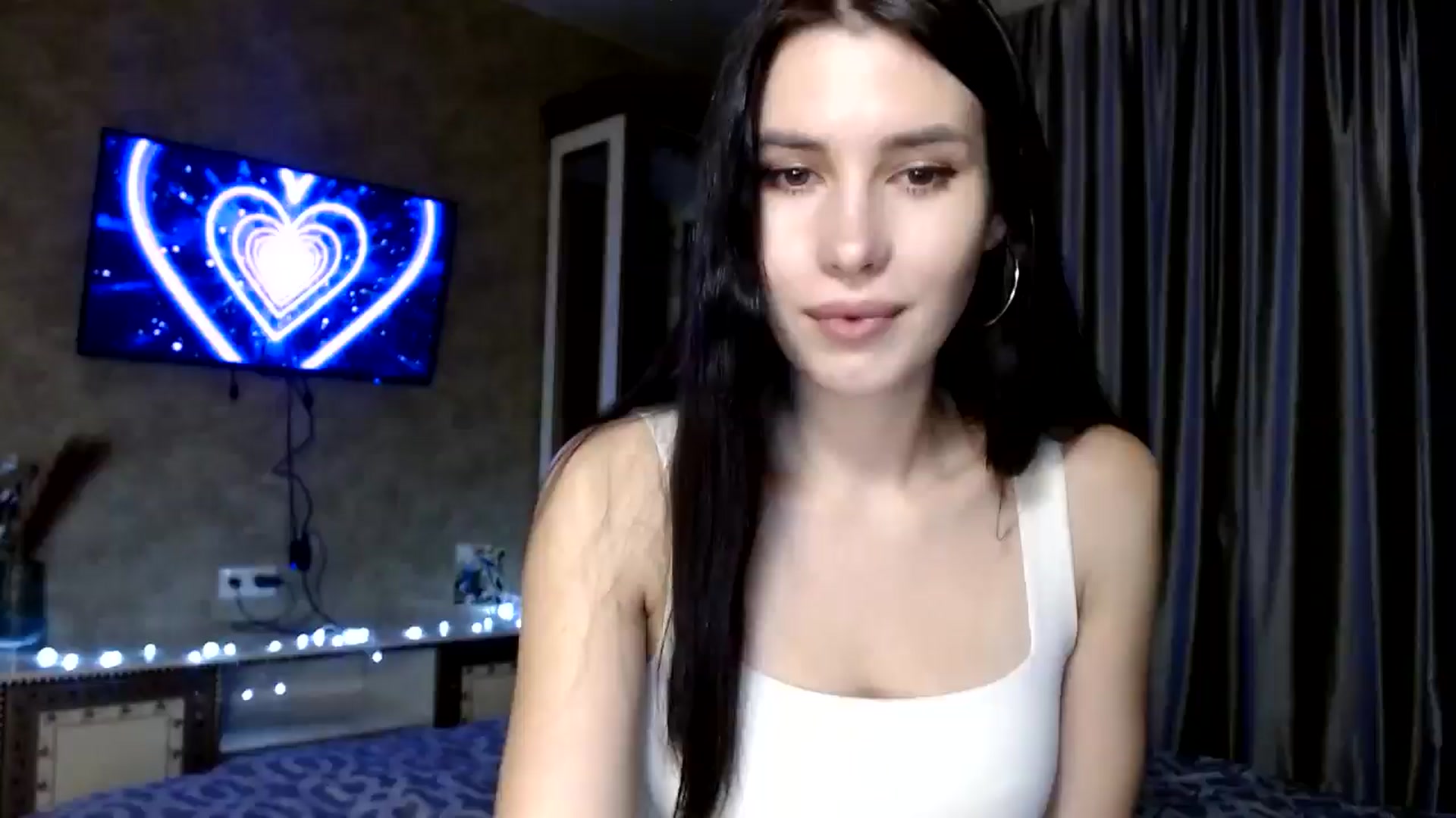 Gallery image thumbnail from Fortunately's myfreecams stream on, 12/11/2024, 17:34 image 1 of 20
