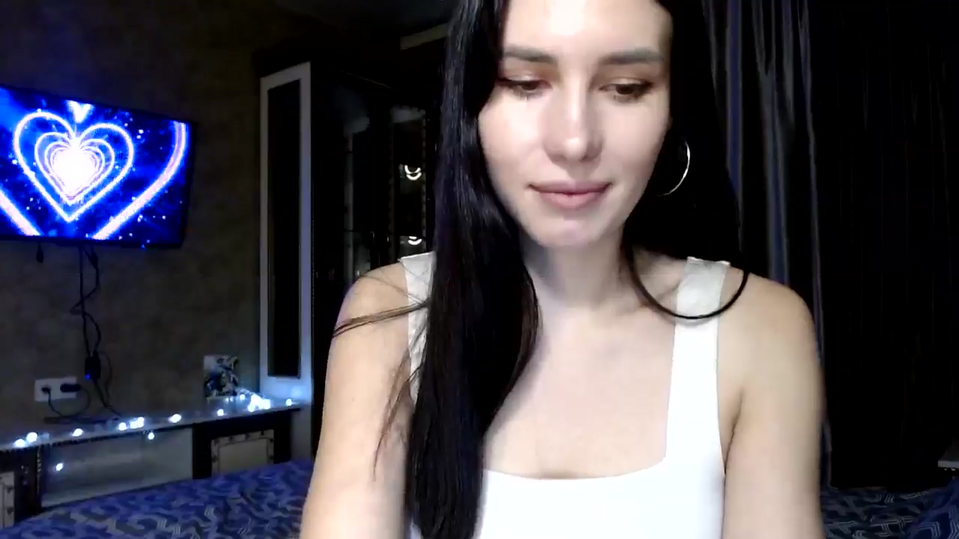 Gallery image thumbnail from Fortunately's myfreecams stream on, 12/11/2024, 19:14 image 15 of 20