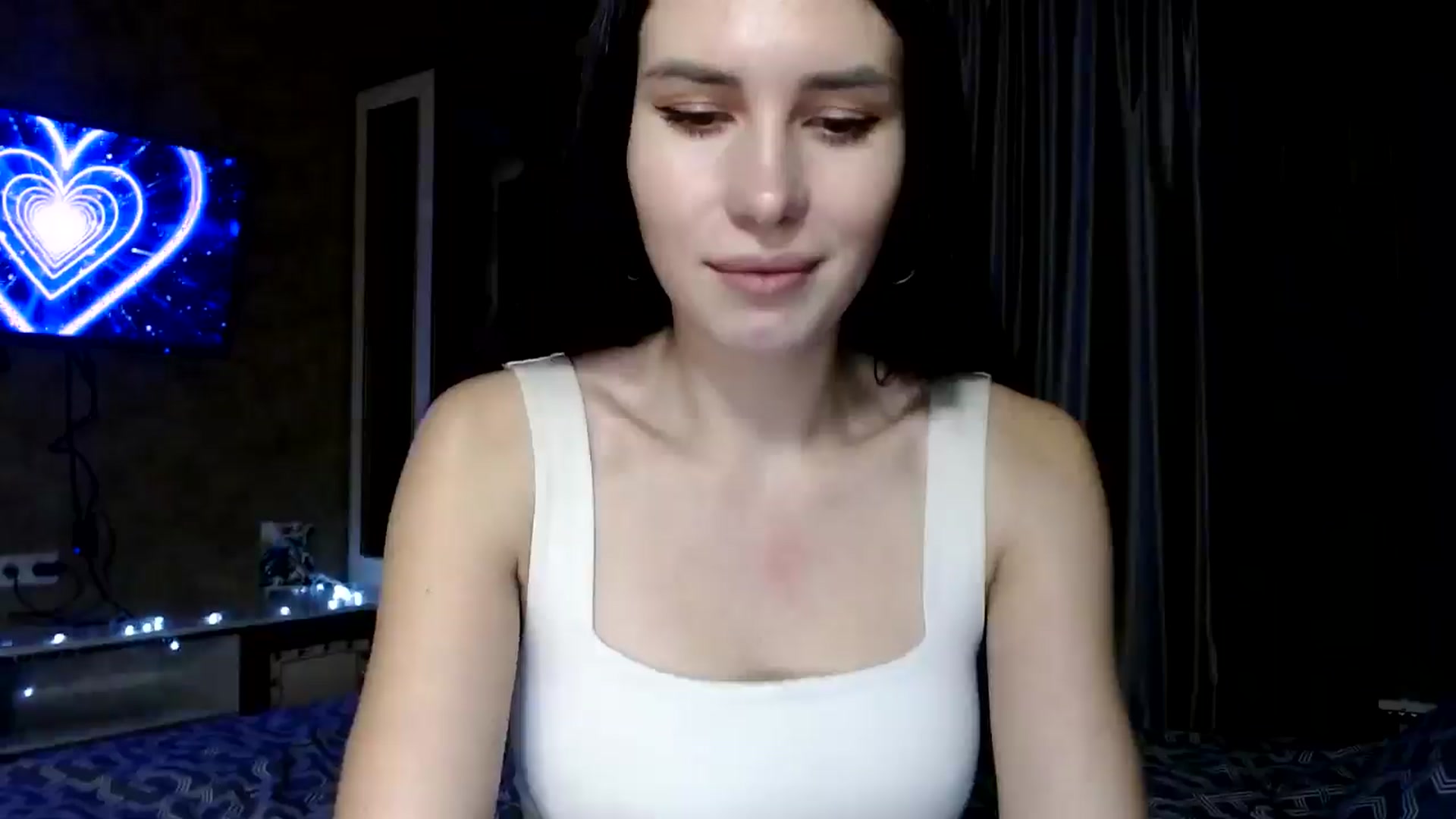 Gallery image thumbnail from Fortunately's myfreecams stream on, 12/11/2024, 19:14 image 2 of 20