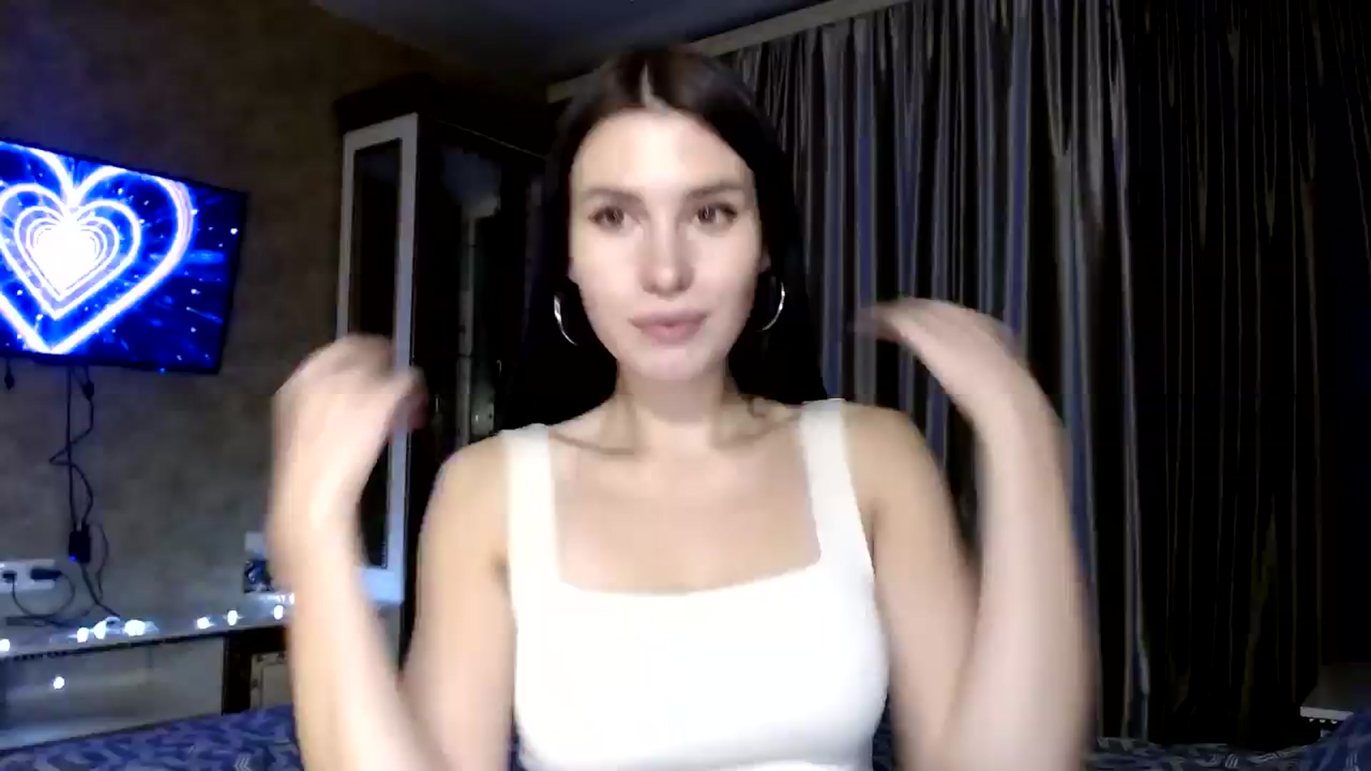 Gallery image thumbnail from Fortunately's myfreecams stream on, 12/11/2024, 19:14 image 1 of 20