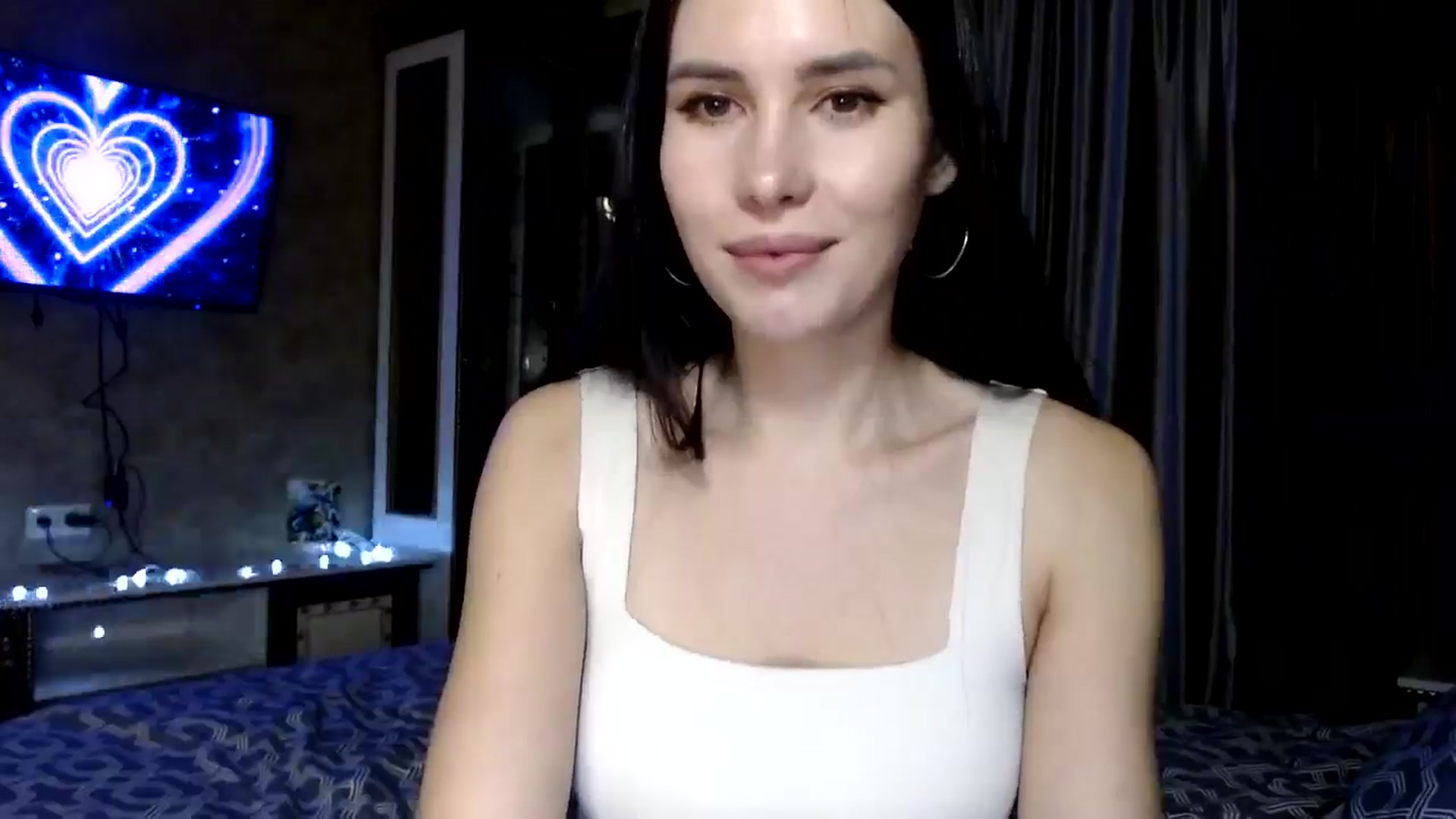 Gallery image thumbnail from Fortunately's myfreecams stream on, 12/11/2024, 19:14 image 18 of 20