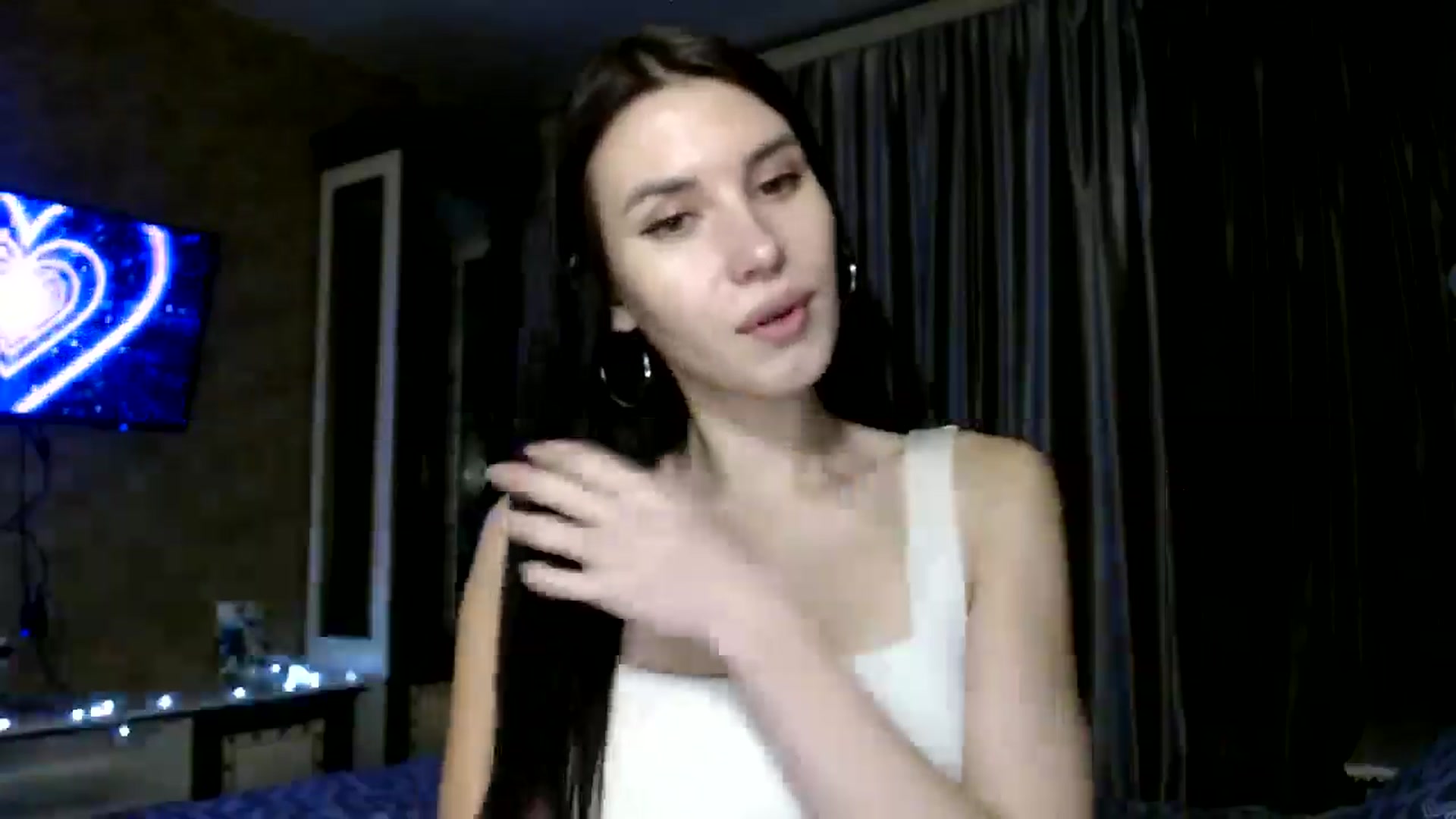 Gallery image thumbnail from Fortunately's myfreecams stream on, 12/11/2024, 20:11 image 18 of 20