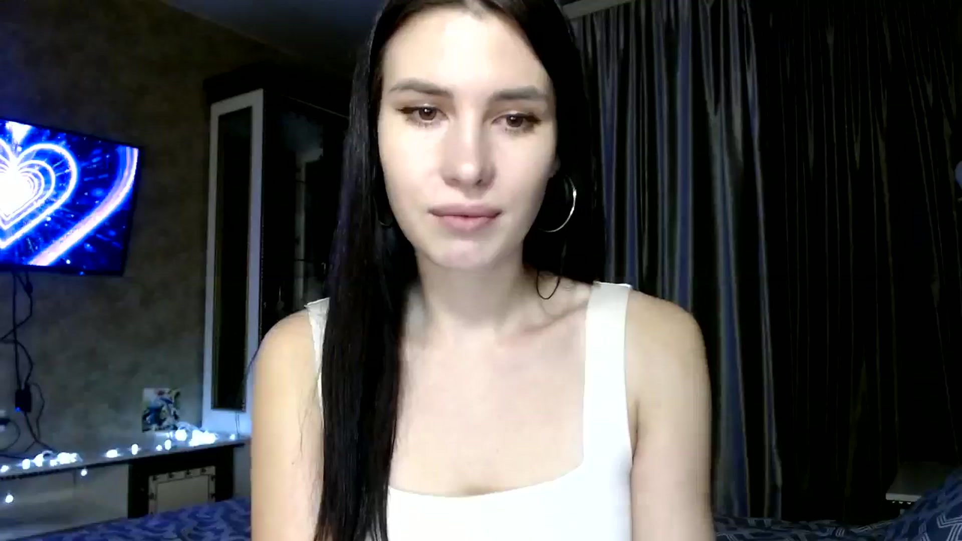 Gallery image thumbnail from Fortunately's myfreecams stream on, 12/11/2024, 20:11 image 17 of 20