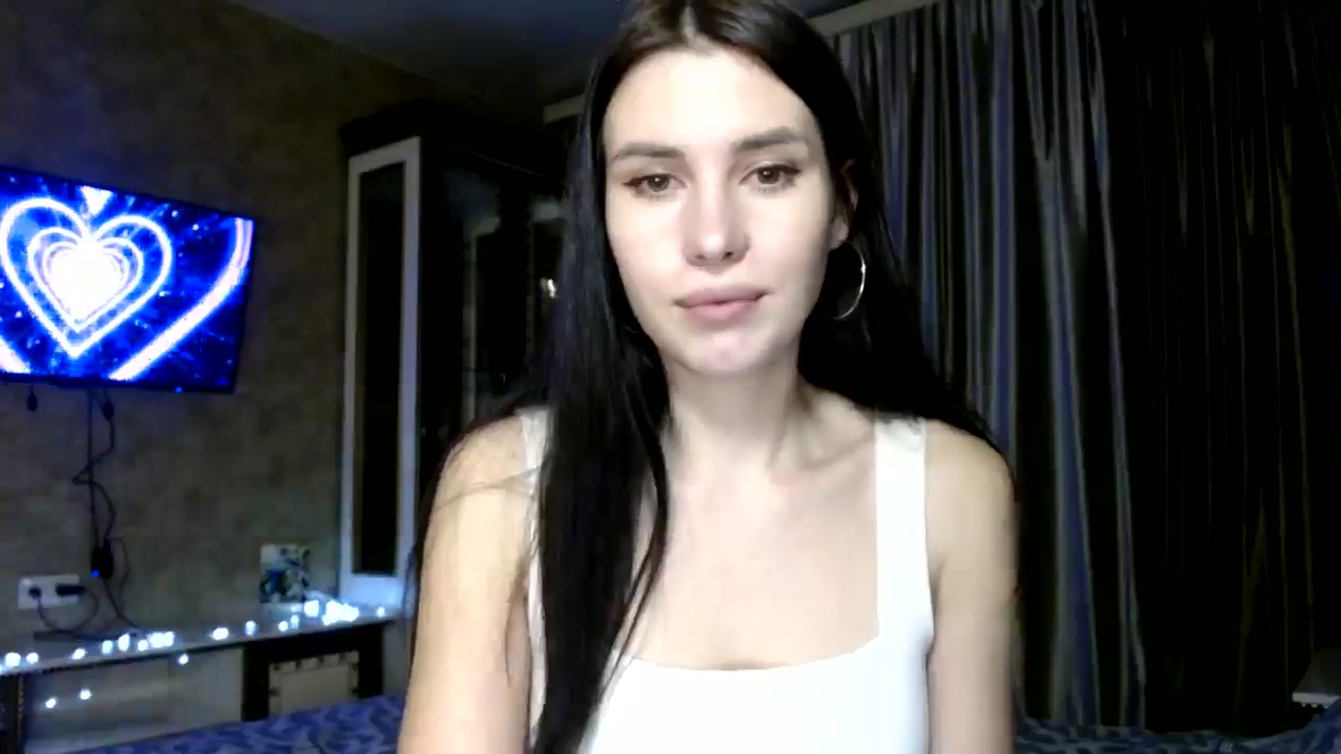Gallery image thumbnail from Fortunately's myfreecams stream on, 12/11/2024, 20:11 image 8 of 20