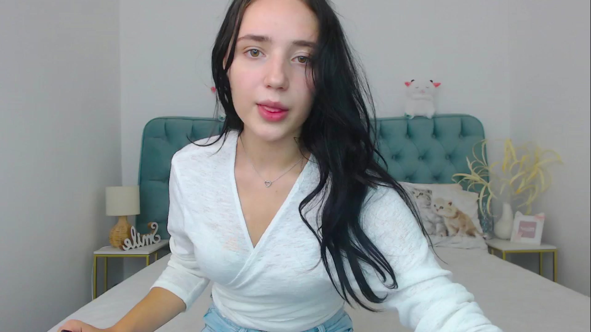 Gallery image thumbnail from Fortune777_'s myfreecams stream on, 10/10/2025, 07:40 image 9 of 20