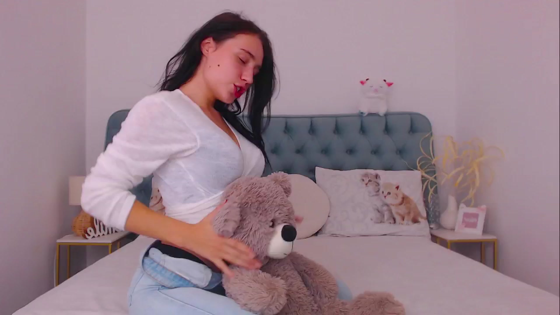 Gallery image thumbnail from Fortune777_'s myfreecams stream on, 10/12/2025, 14:17 image 7 of 20
