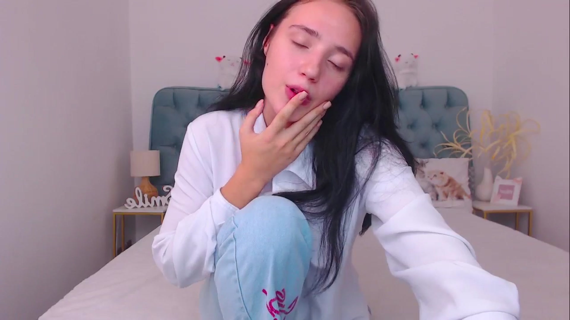 Gallery image thumbnail from Fortune777_'s myfreecams stream on, 10/13/2025, 14:25 image 16 of 20