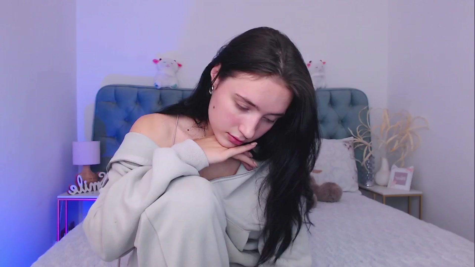 Gallery image thumbnail from Fortune777_'s myfreecams stream on, 10/14/2025, 08:27 image 11 of 20