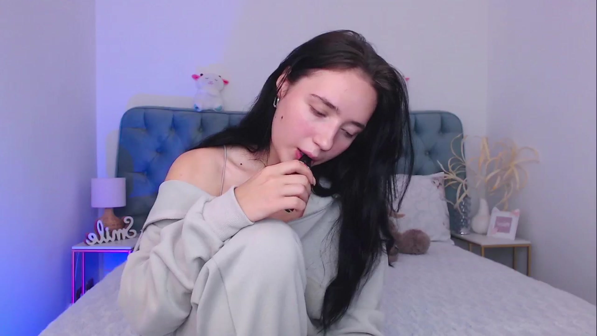 Gallery image thumbnail from Fortune777_'s myfreecams stream on, 10/14/2025, 08:27 image 14 of 20