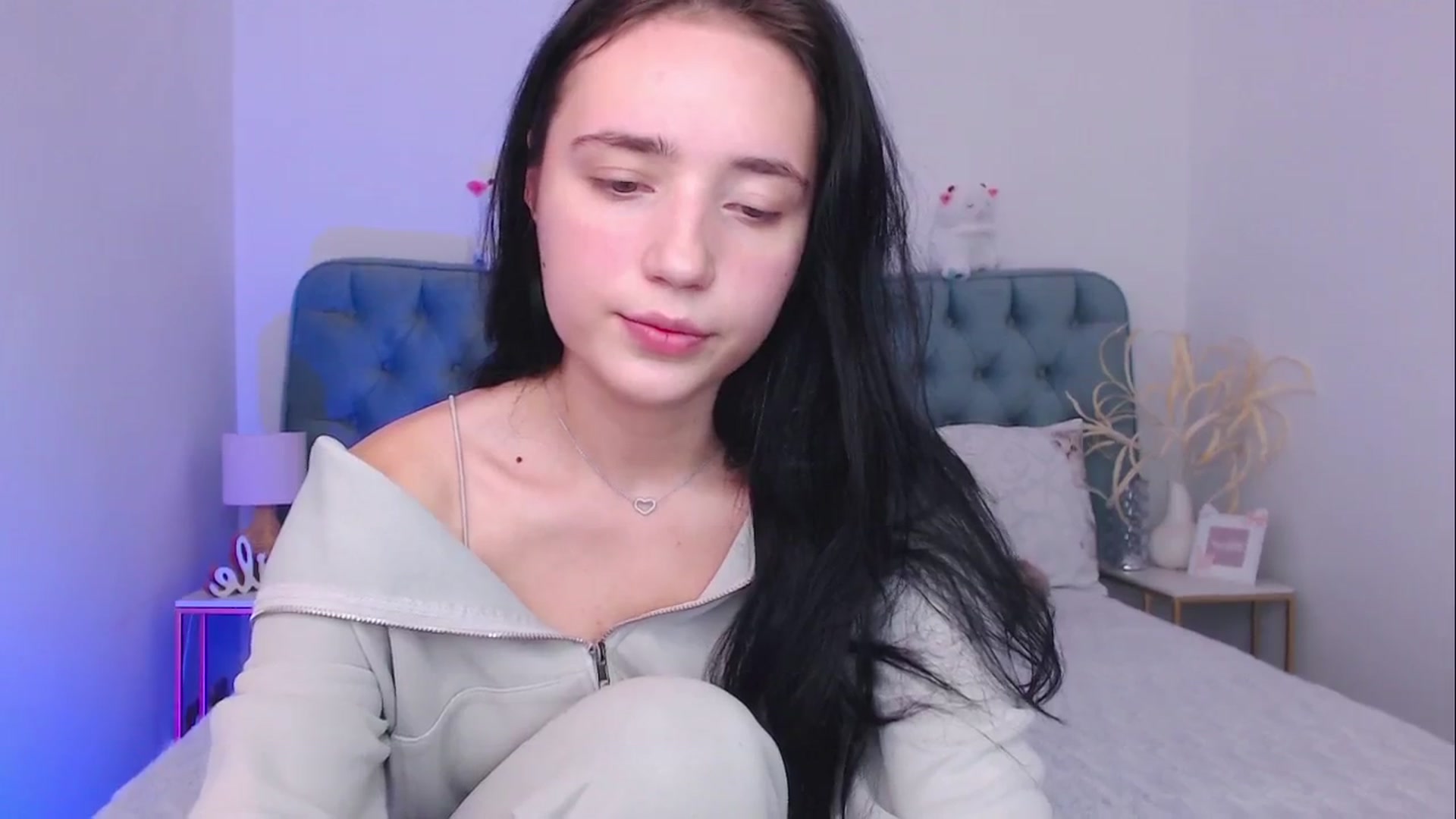 Gallery image thumbnail from Fortune777_'s myfreecams stream on, 10/14/2025, 09:09 image 4 of 20