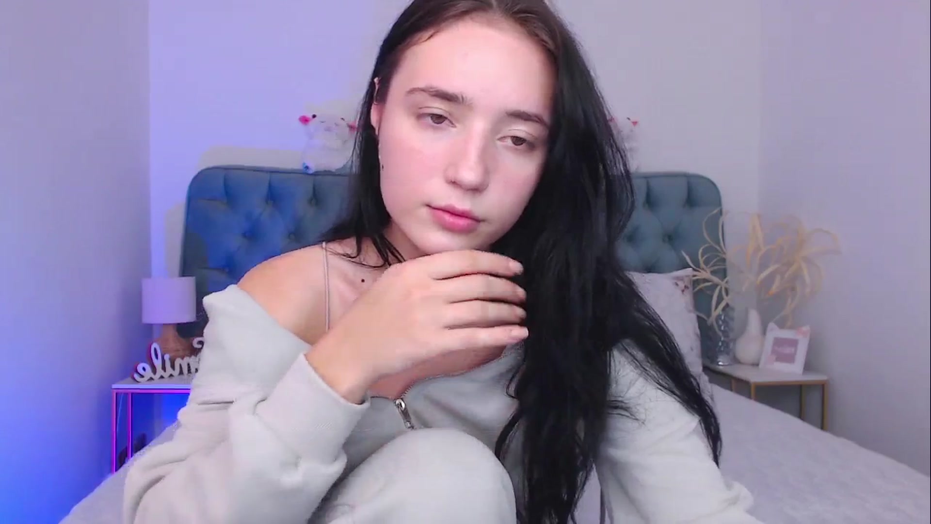 Gallery image thumbnail from Fortune777_'s myfreecams stream on, 10/14/2025, 09:09 image 18 of 20