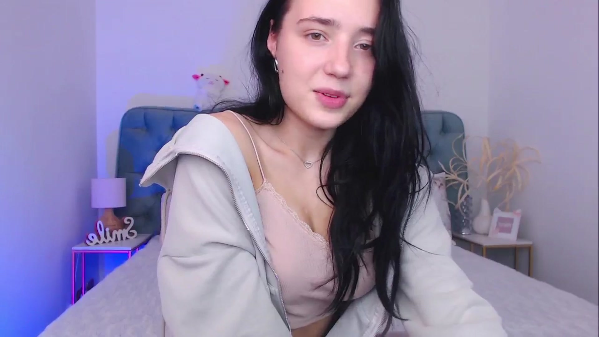 Gallery image thumbnail from Fortune777_'s myfreecams stream on, 10/14/2025, 10:31 image 20 of 20