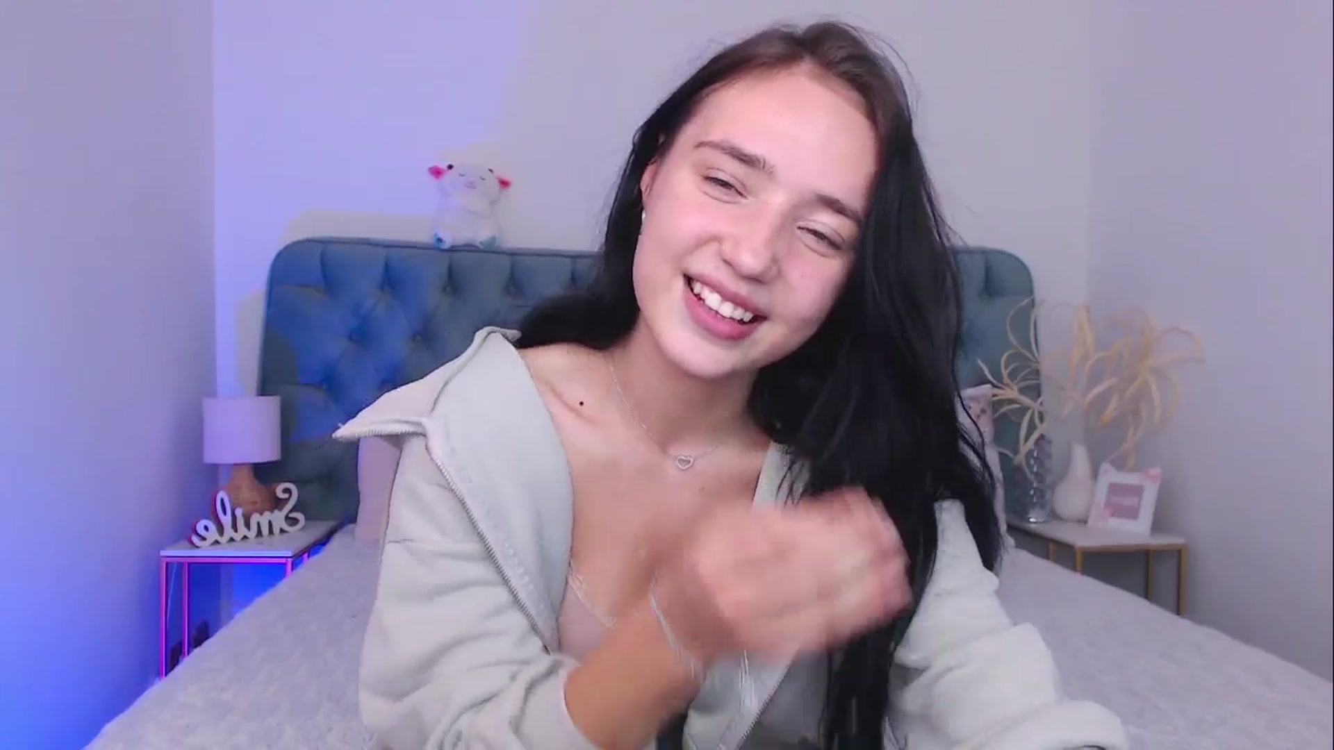 Gallery image thumbnail from Fortune777_'s myfreecams stream on, 10/14/2025, 11:44 image 2 of 20