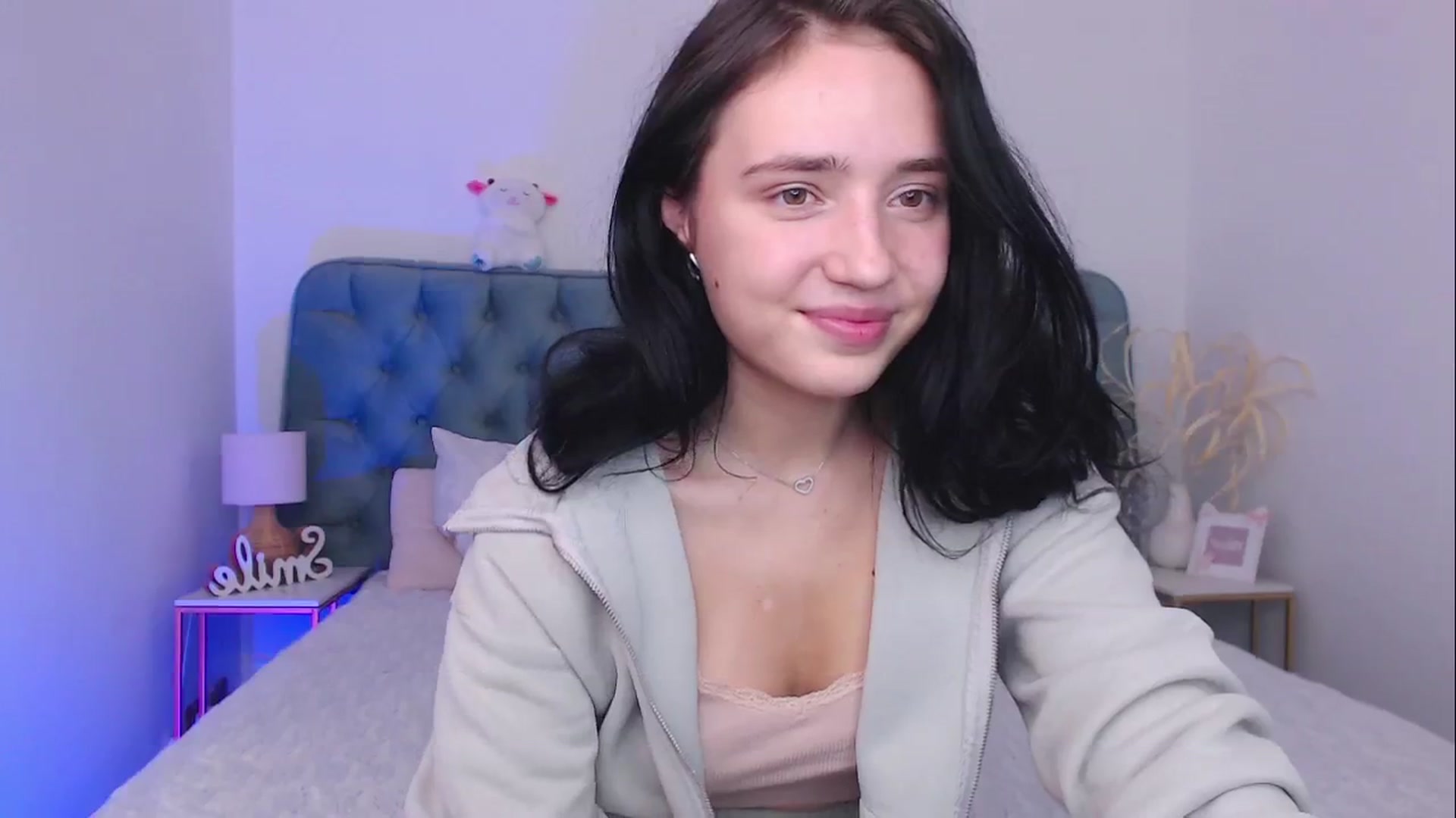 Gallery image thumbnail from Fortune777_'s myfreecams stream on, 10/14/2025, 11:44 image 20 of 20