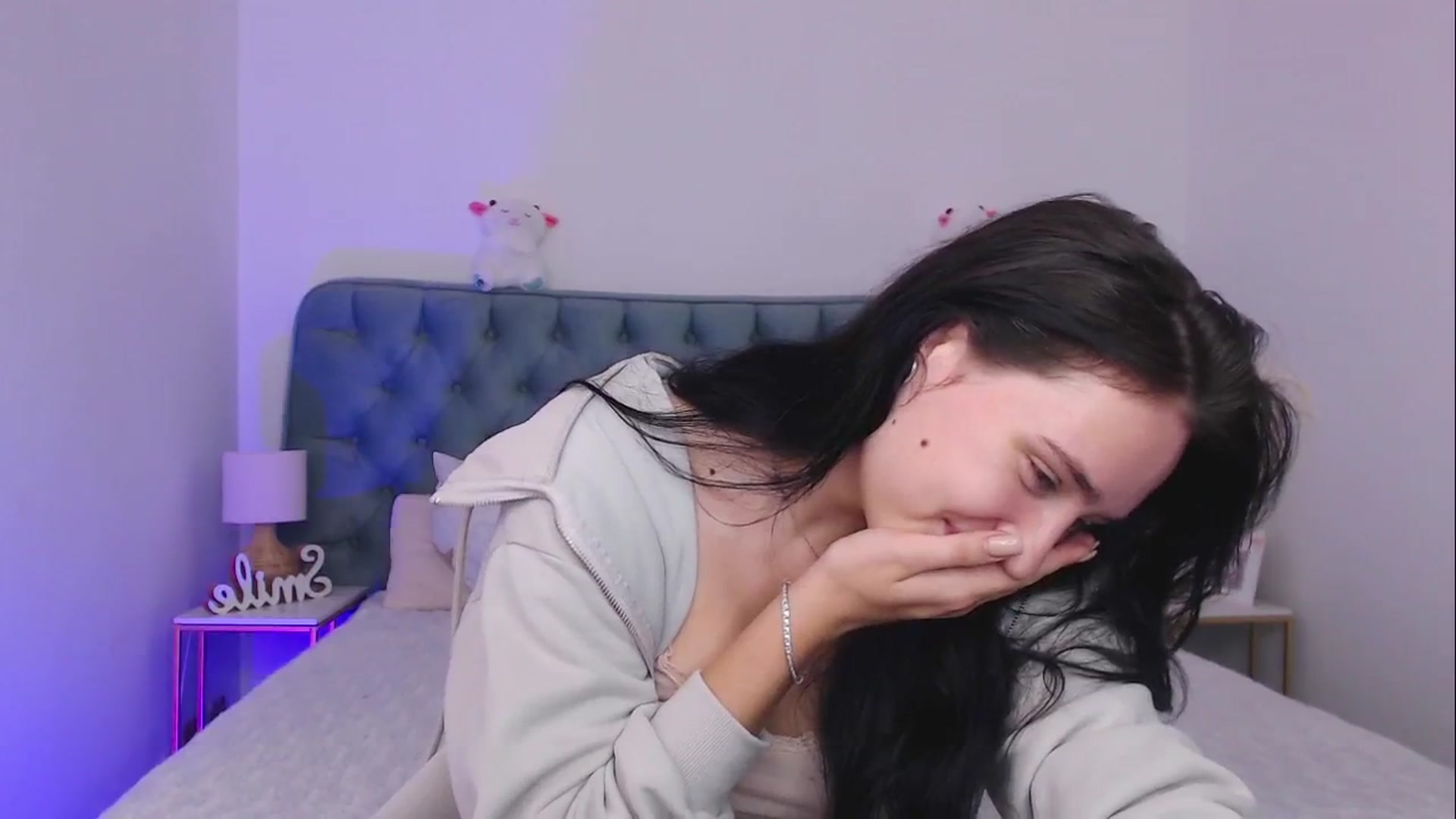 Gallery image thumbnail from Fortune777_'s myfreecams stream on, 10/14/2025, 16:19 image 4 of 20