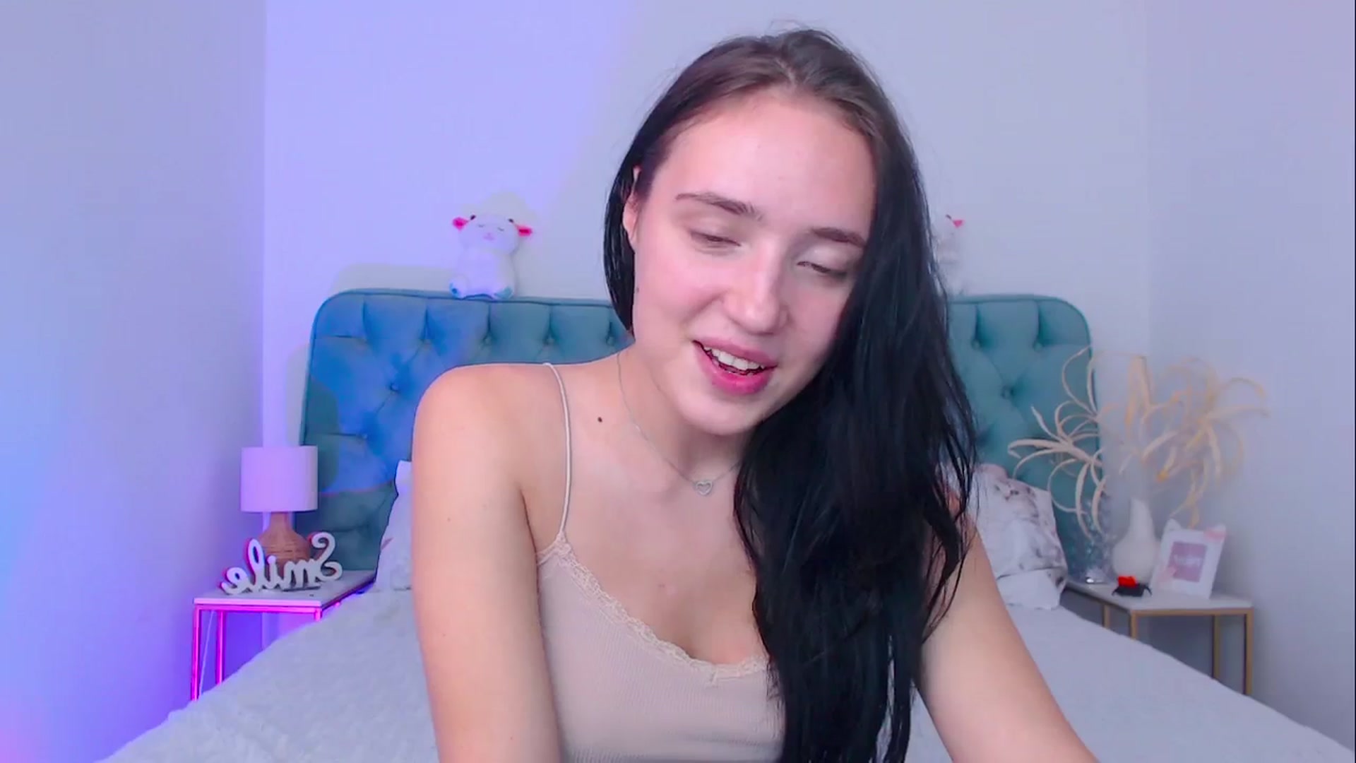 Gallery image thumbnail from Fortune777_'s myfreecams stream on, 10/15/2025, 15:11 image 15 of 20