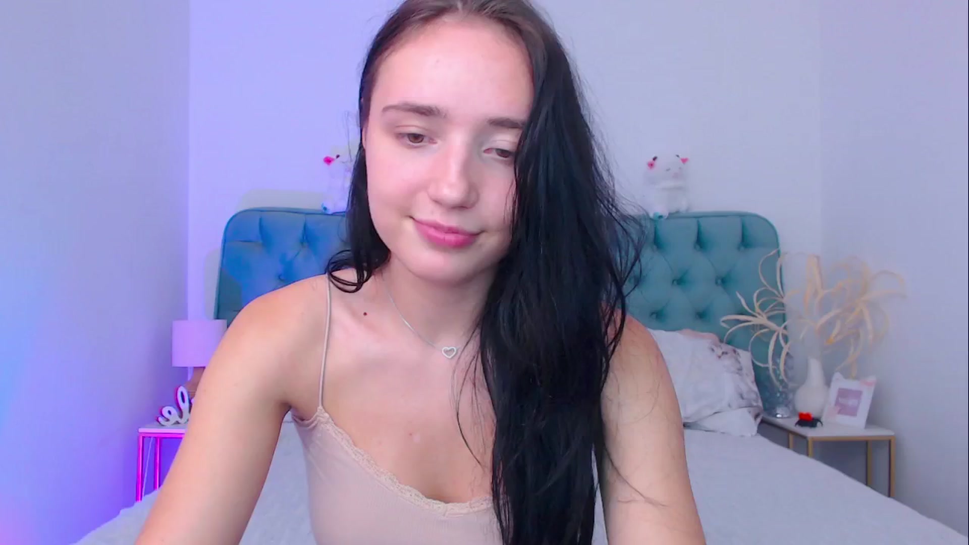 Gallery image thumbnail from Fortune777_'s myfreecams stream on, 10/15/2025, 15:11 image 3 of 20