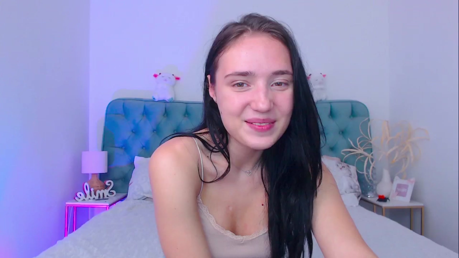 Gallery image thumbnail from Fortune777_'s myfreecams stream on, 10/15/2025, 15:11 image 5 of 20