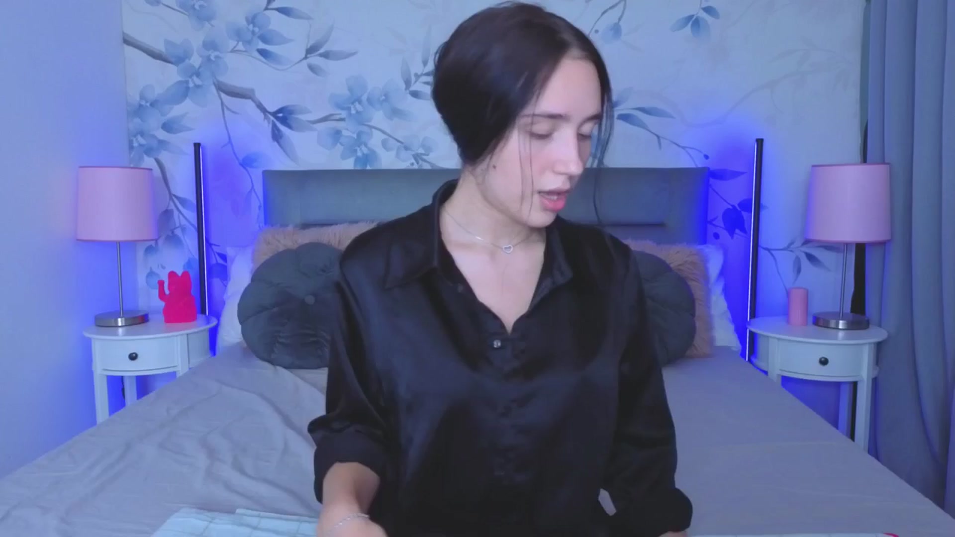 Gallery image thumbnail from Fortune777_'s myfreecams stream on, 10/16/2025, 22:35 image 1 of 20