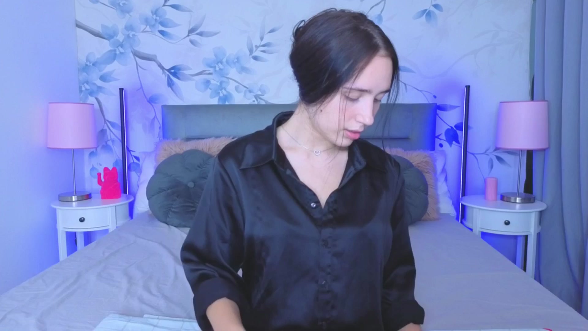 Gallery image thumbnail from Fortune777_'s myfreecams stream on, 10/16/2025, 22:35 image 2 of 20