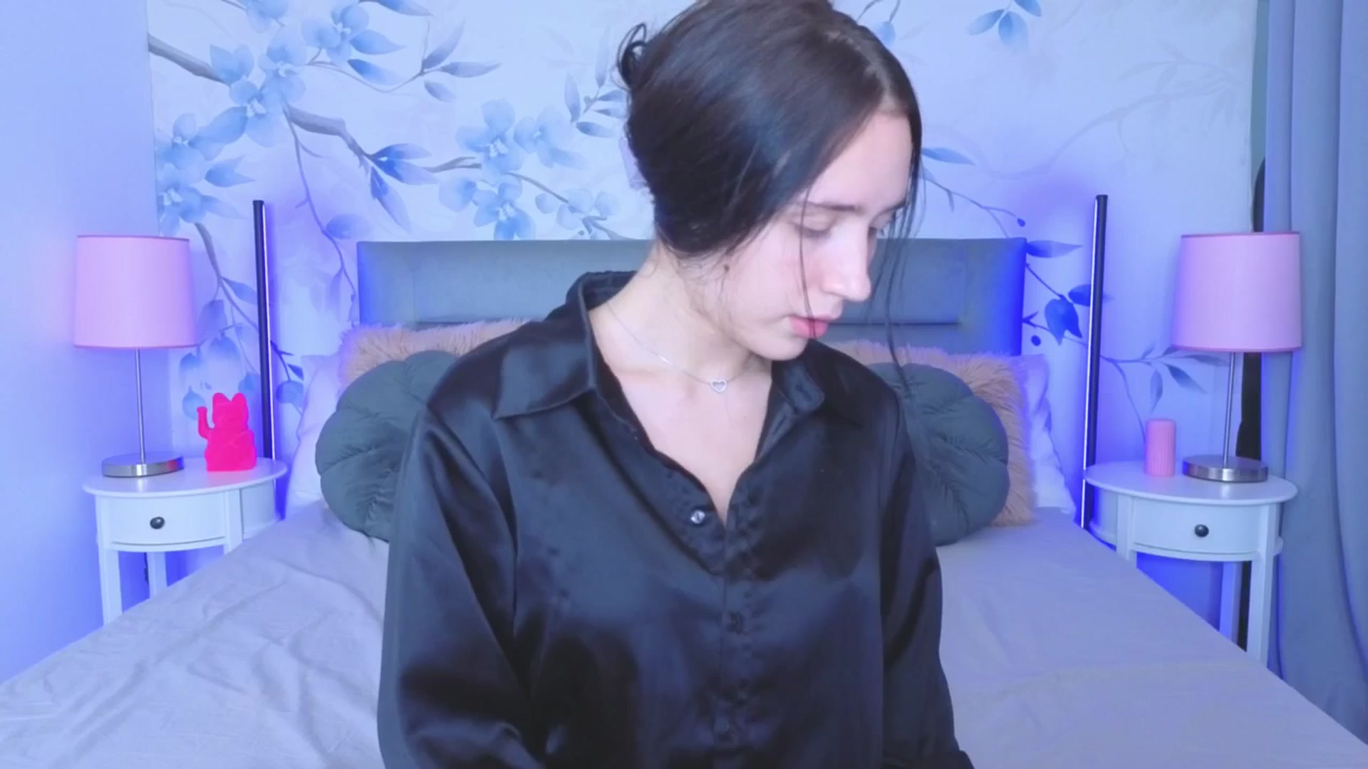 Gallery image thumbnail from Fortune777_'s myfreecams stream on, 10/16/2025, 22:35 image 19 of 20