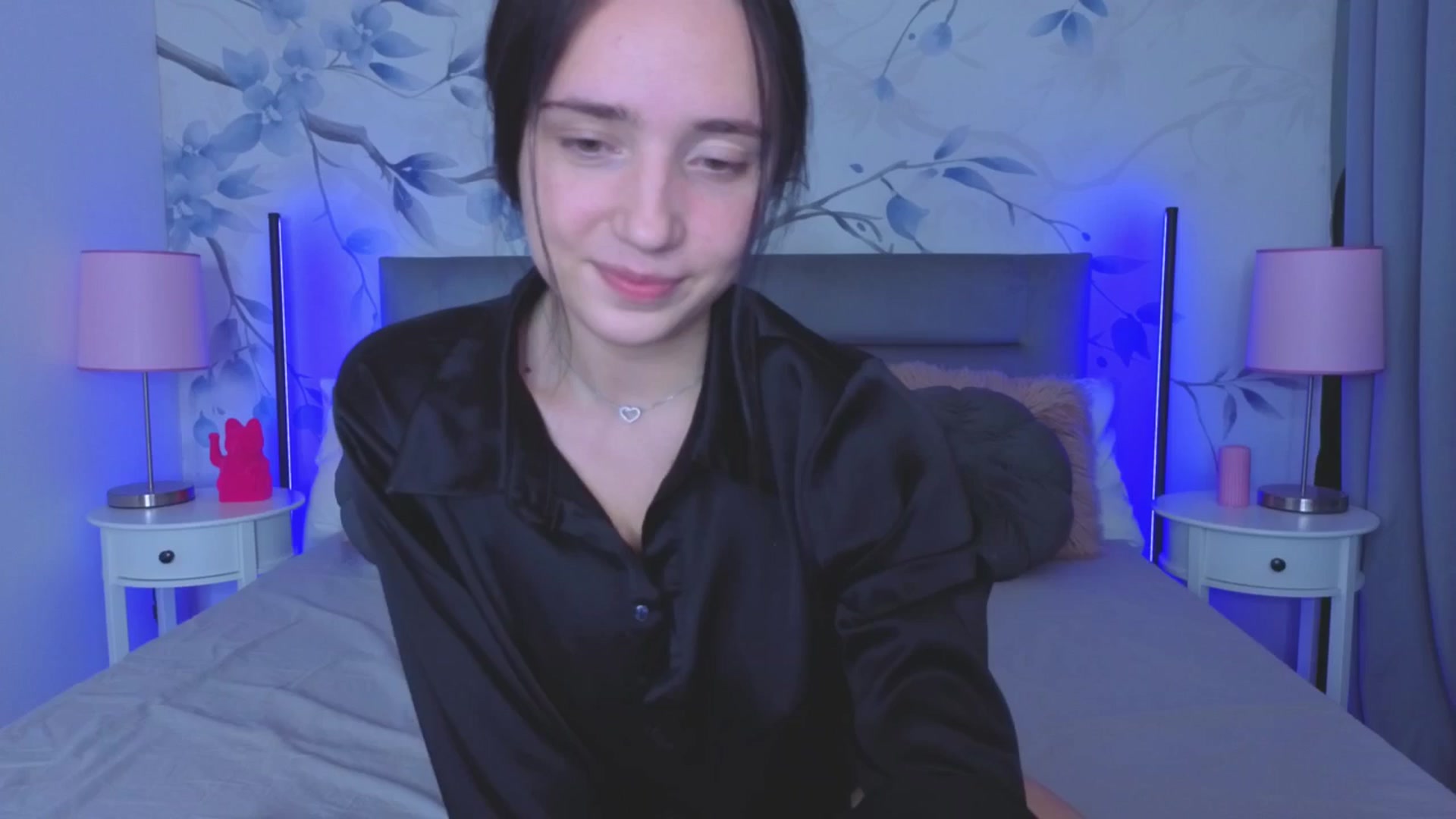 Gallery image thumbnail from Fortune777_'s myfreecams stream on, 10/16/2025, 22:35 image 8 of 20
