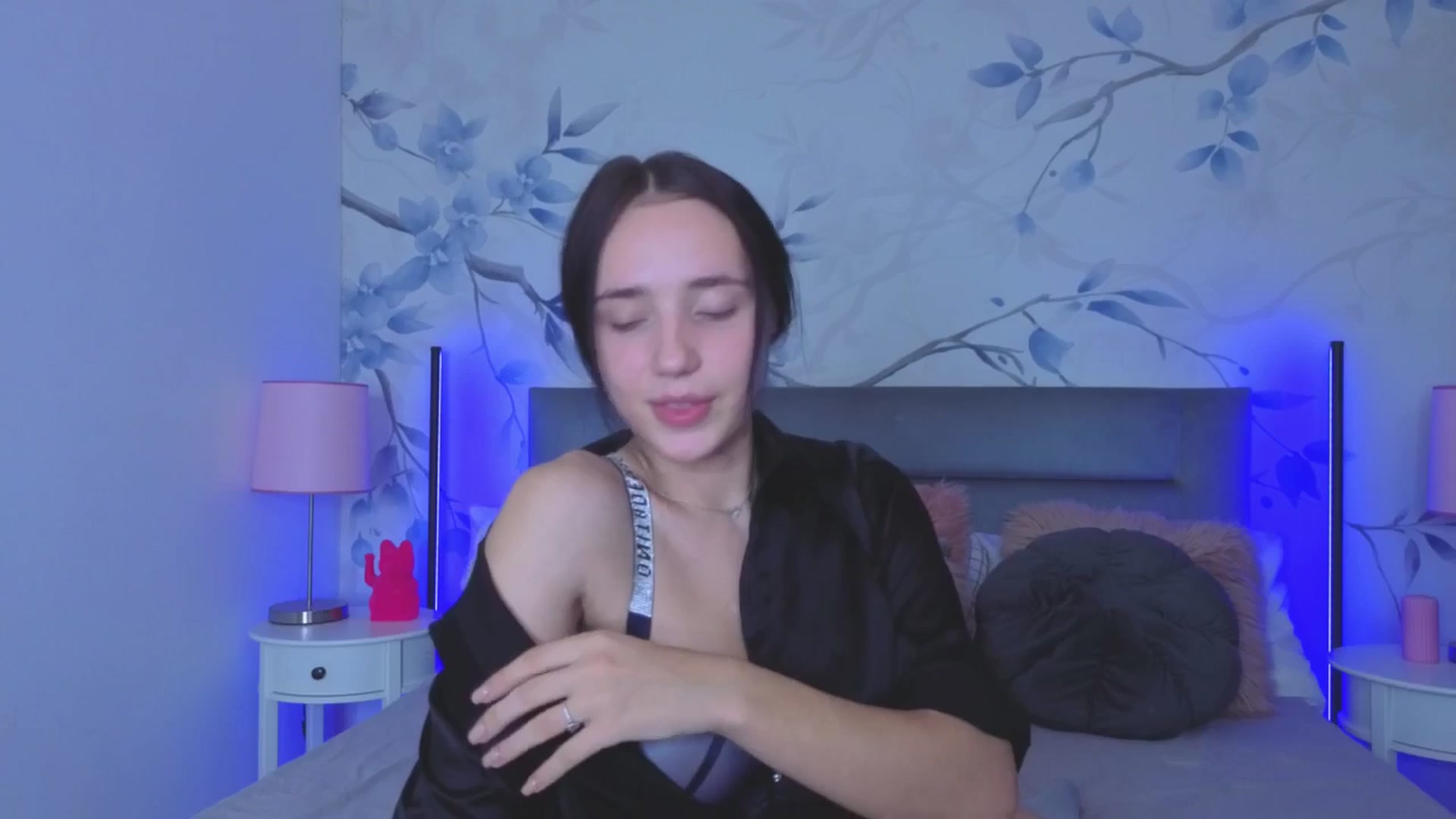 Gallery image thumbnail from Fortune777_'s myfreecams stream on, 10/17/2025, 24:00 image 20 of 20