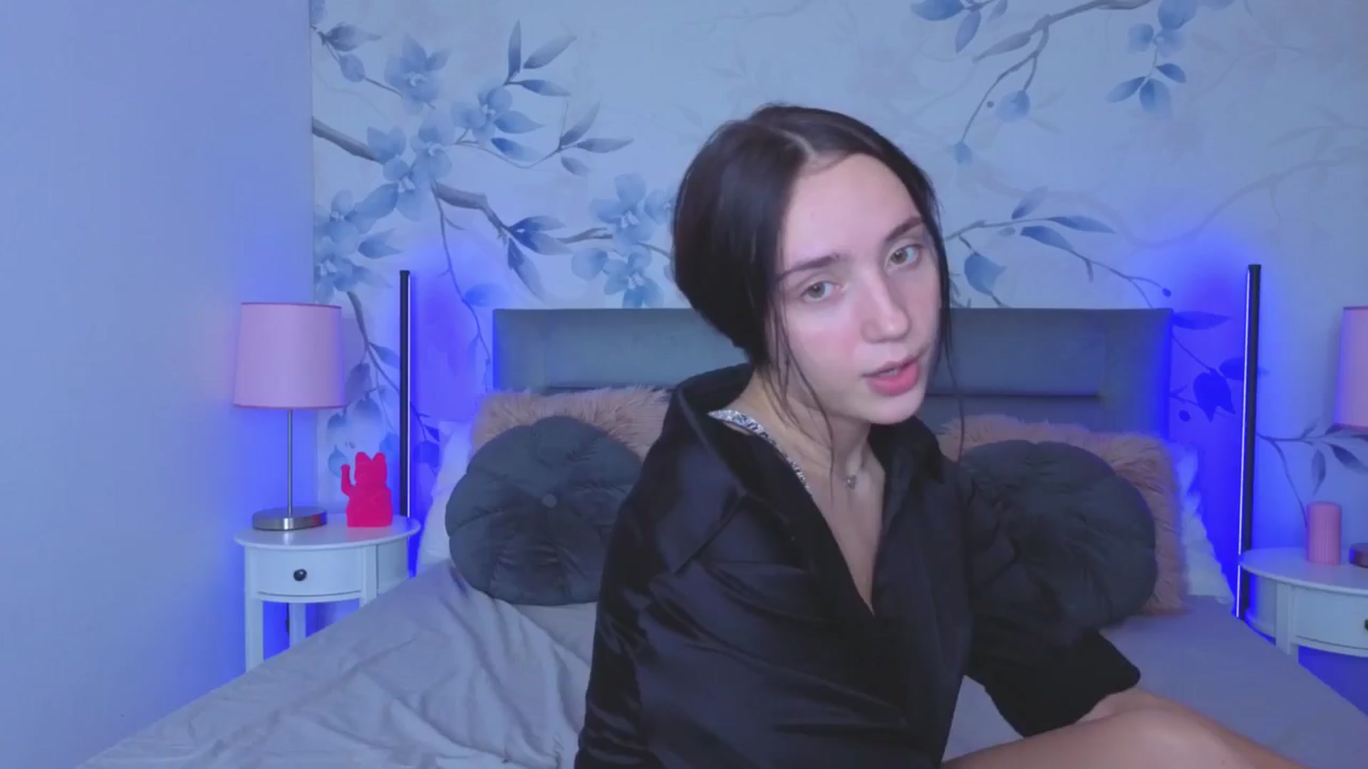Gallery image thumbnail from Fortune777_'s myfreecams stream on, 10/17/2025, 24:18 image 11 of 20