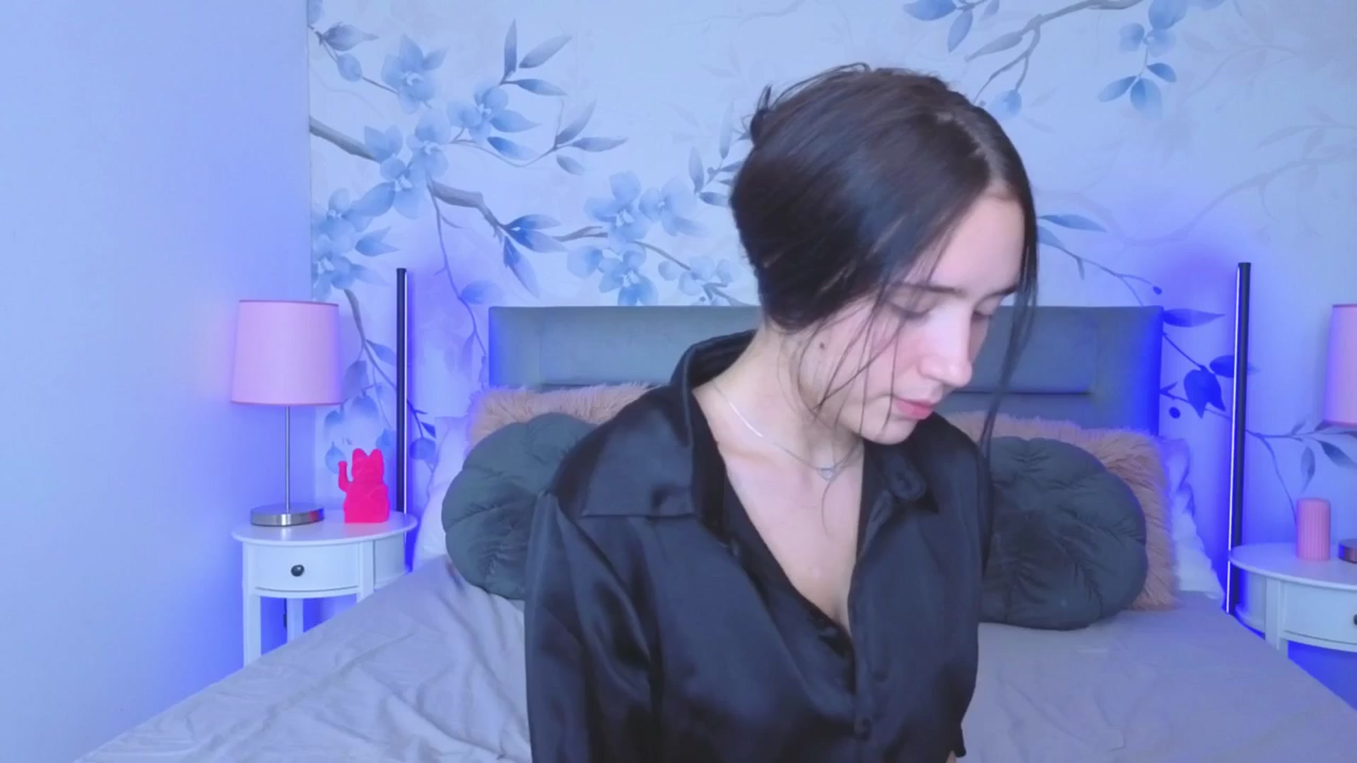 Gallery image thumbnail from Fortune777_'s myfreecams stream on, 10/17/2025, 24:18 image 19 of 20