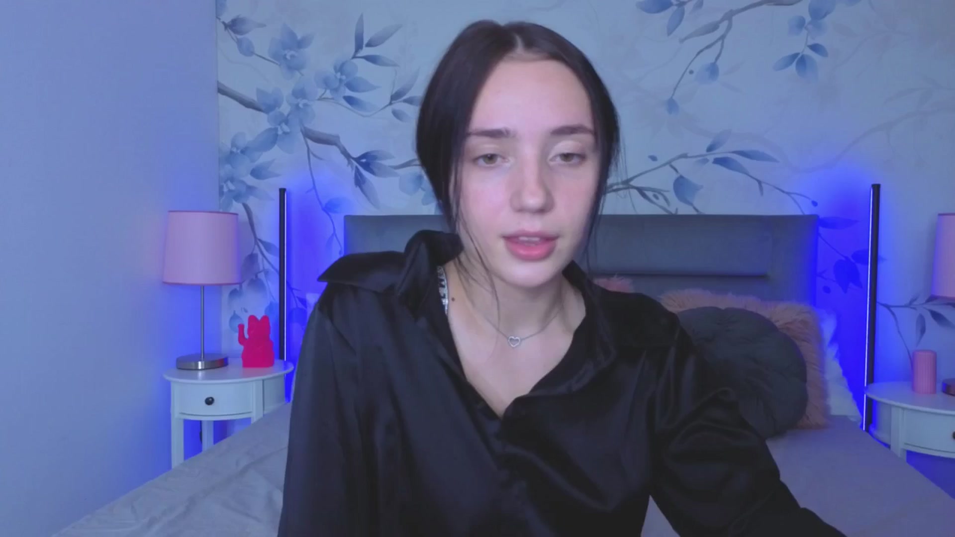 Gallery image thumbnail from Fortune777_'s myfreecams stream on, 10/17/2025, 24:18 image 16 of 20