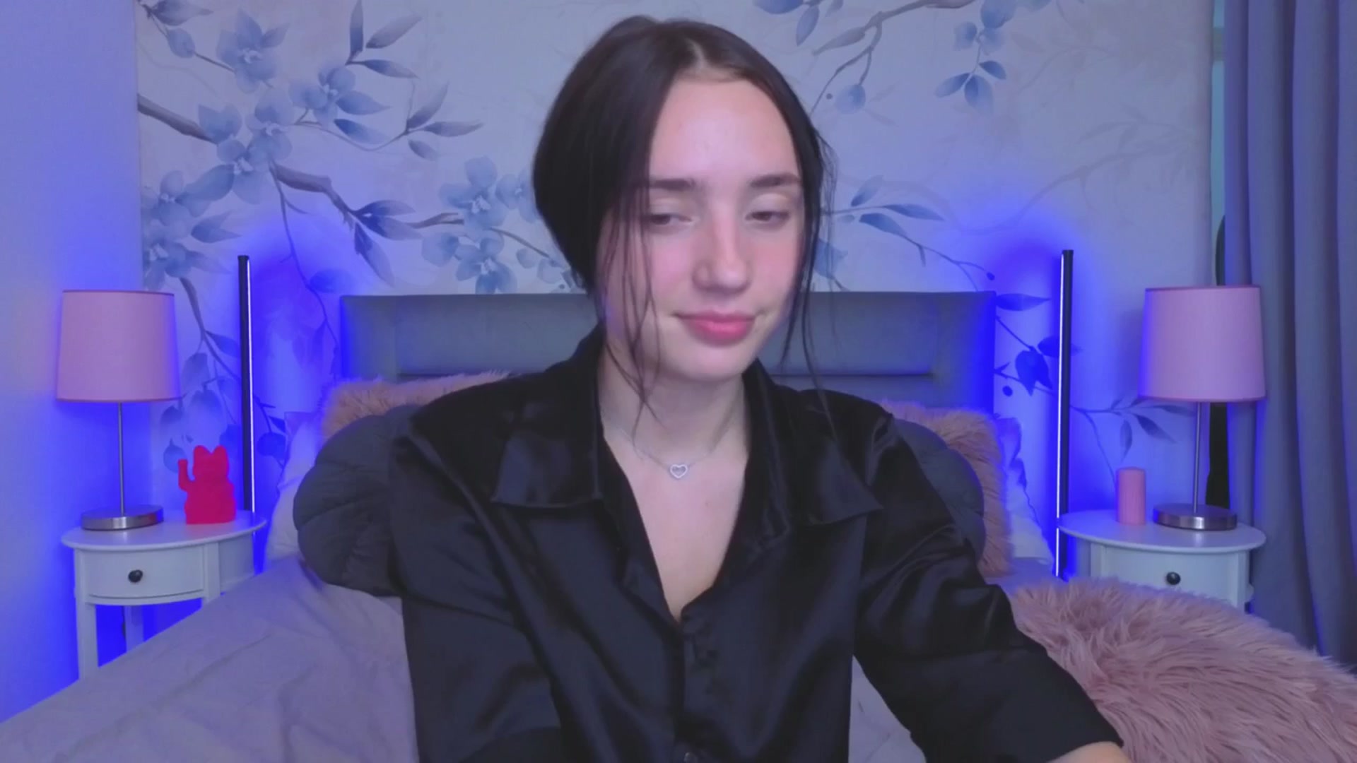 Gallery image thumbnail from Fortune777_'s myfreecams stream on, 10/17/2025, 01:52 image 14 of 20