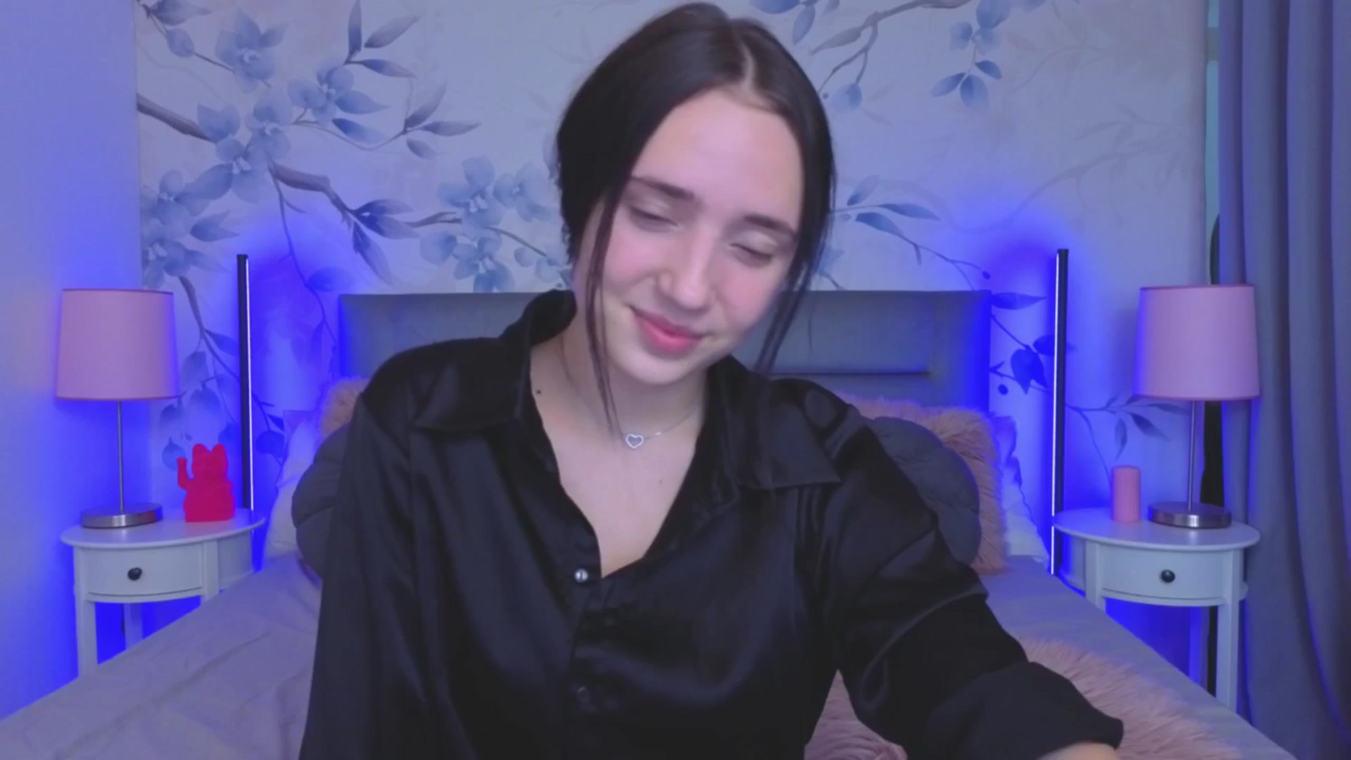 Gallery image thumbnail from Fortune777_'s myfreecams stream on, 10/17/2025, 01:52 image 19 of 20
