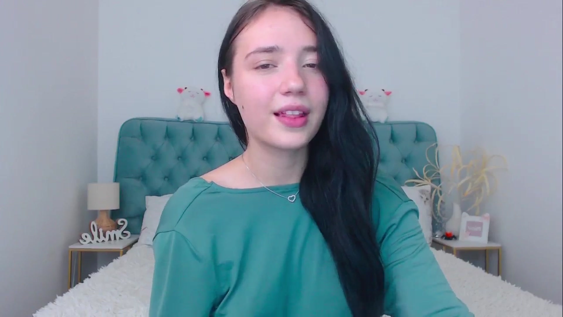 Gallery image thumbnail from Fortune777_'s myfreecams stream on, 10/19/2025, 09:15 image 12 of 20
