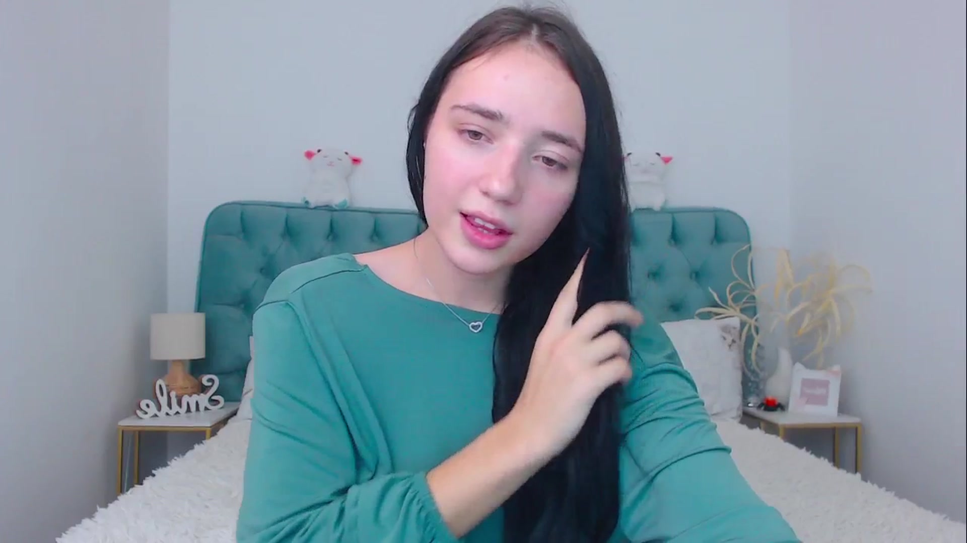 Gallery image thumbnail from Fortune777_'s myfreecams stream on, 10/19/2025, 09:15 image 17 of 20
