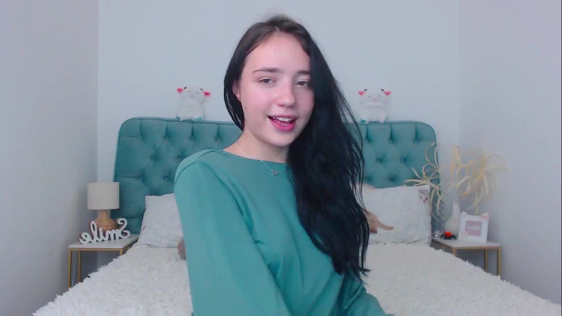 Gallery image thumbnail from Fortune777_'s myfreecams stream on, 10/19/2025, 09:15 image 18 of 20