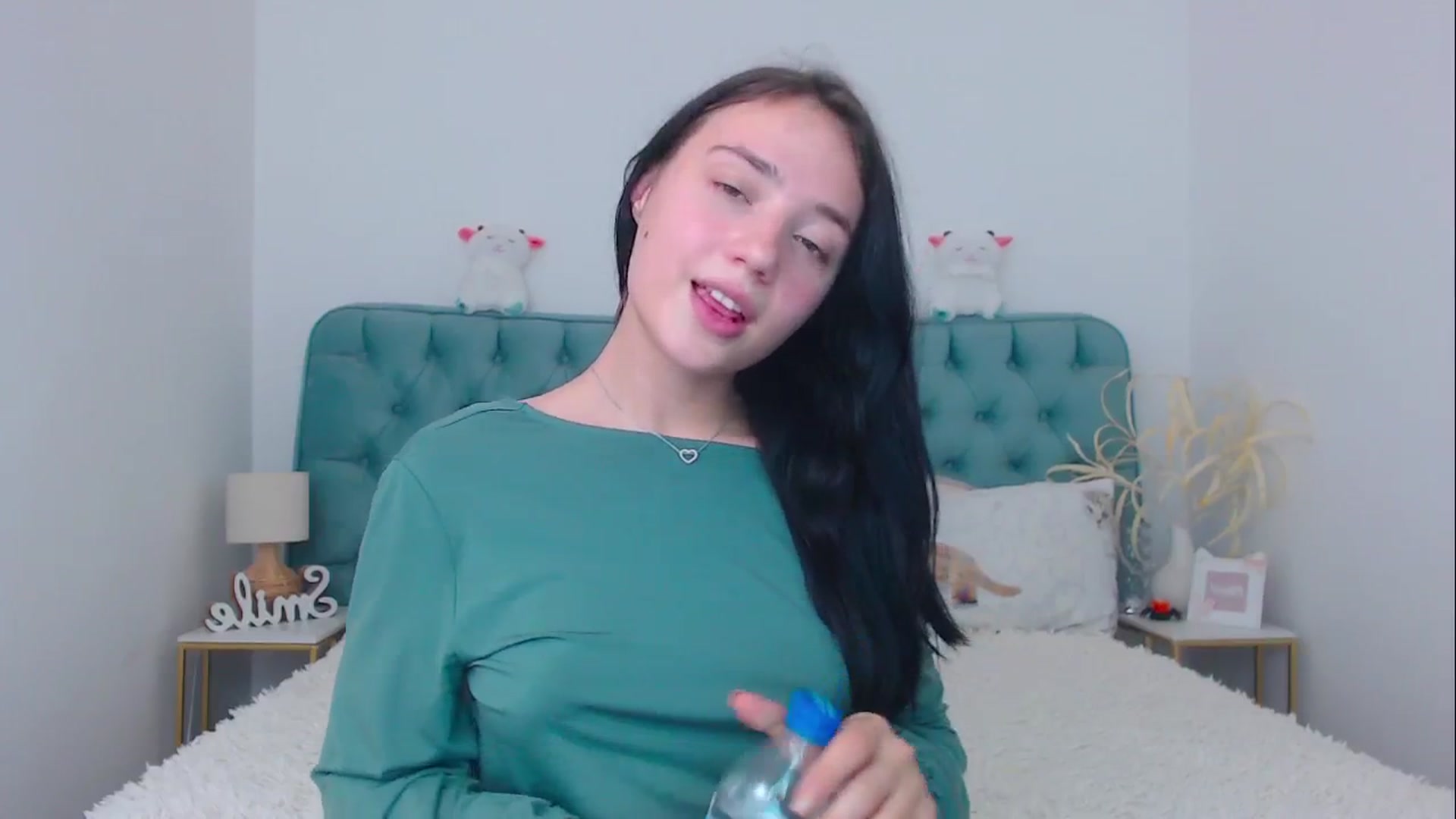 Gallery image thumbnail from Fortune777_'s myfreecams stream on, 10/19/2025, 09:15 image 16 of 20