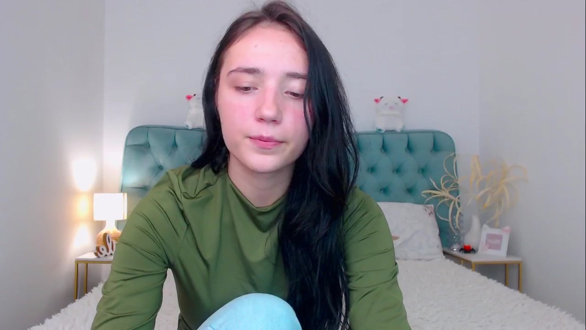 Gallery image thumbnail from Fortune777_'s myfreecams stream on, 10/20/2025, 09:45 image 14 of 20