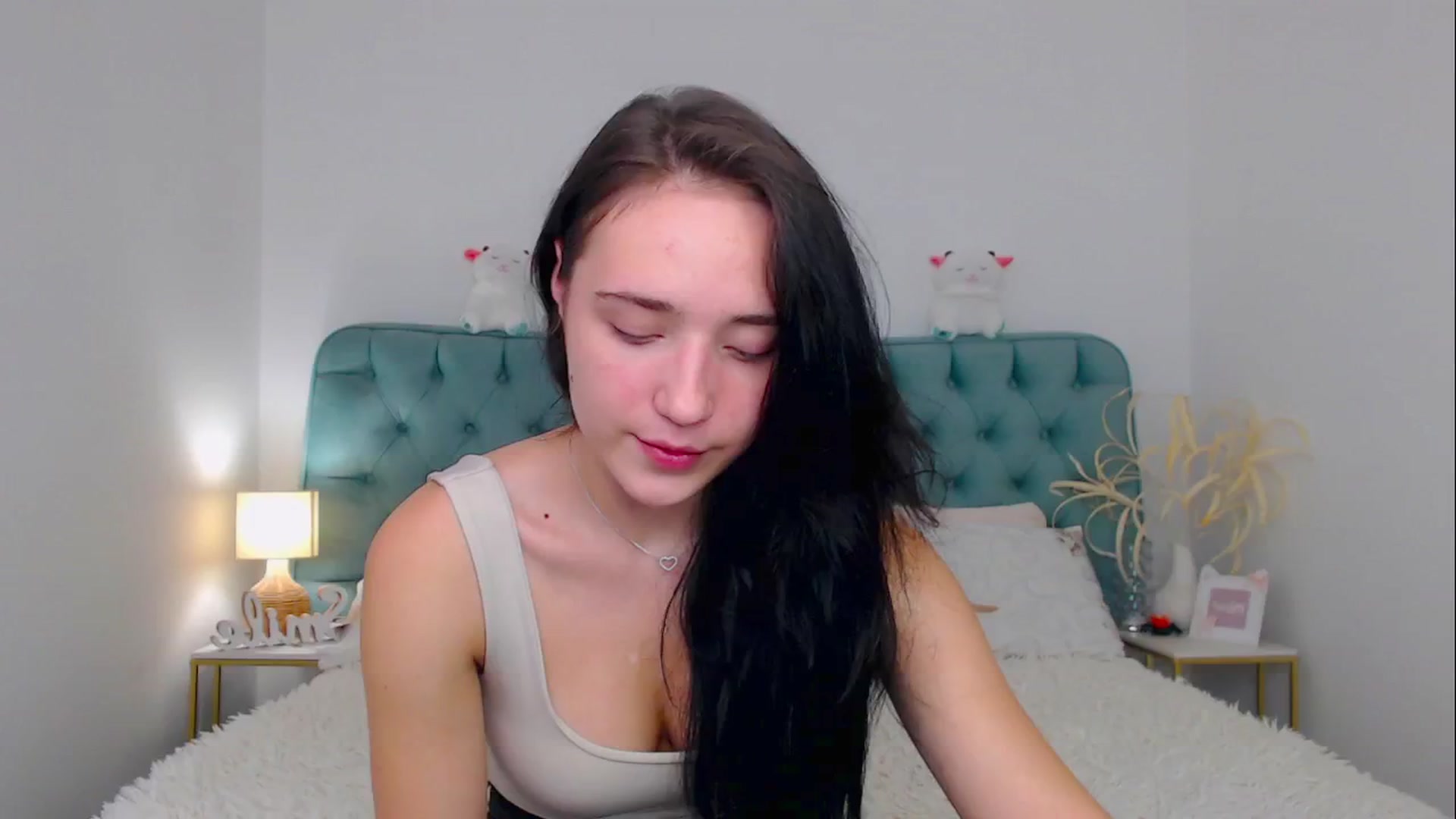 Gallery image thumbnail from Fortune777_'s myfreecams stream on, 10/22/2025, 12:20 image 18 of 20