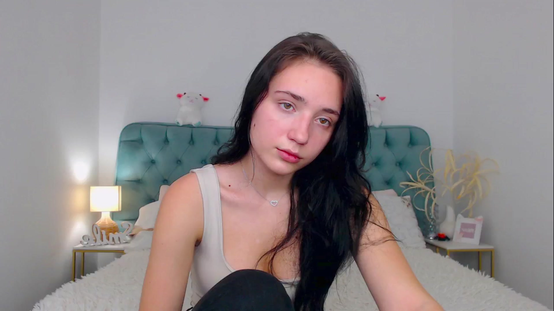 Gallery image thumbnail from Fortune777_'s myfreecams stream on, 10/22/2025, 12:20 image 6 of 20
