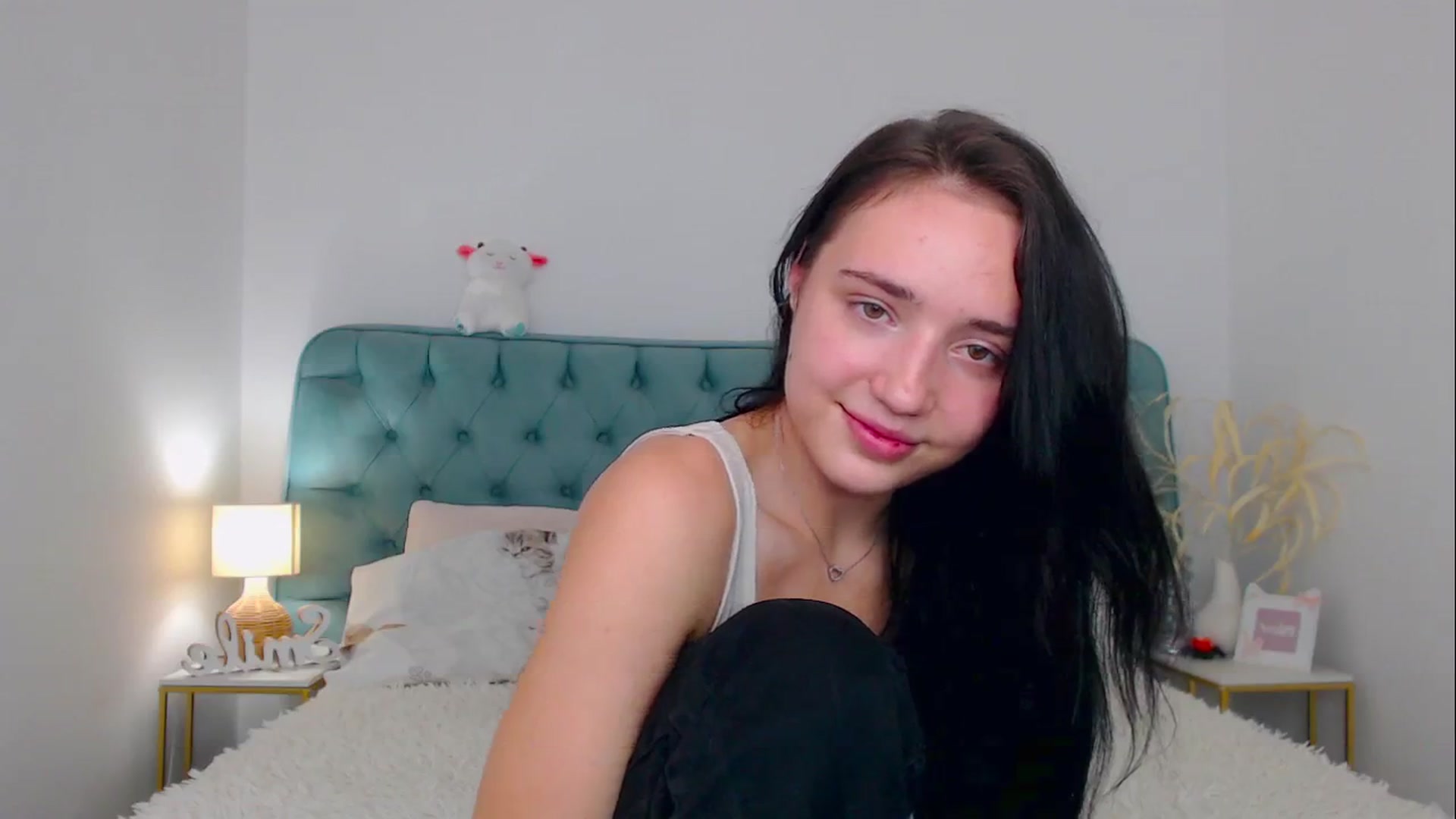 Gallery image thumbnail from Fortune777_'s myfreecams stream on, 10/22/2025, 15:58 image 8 of 20